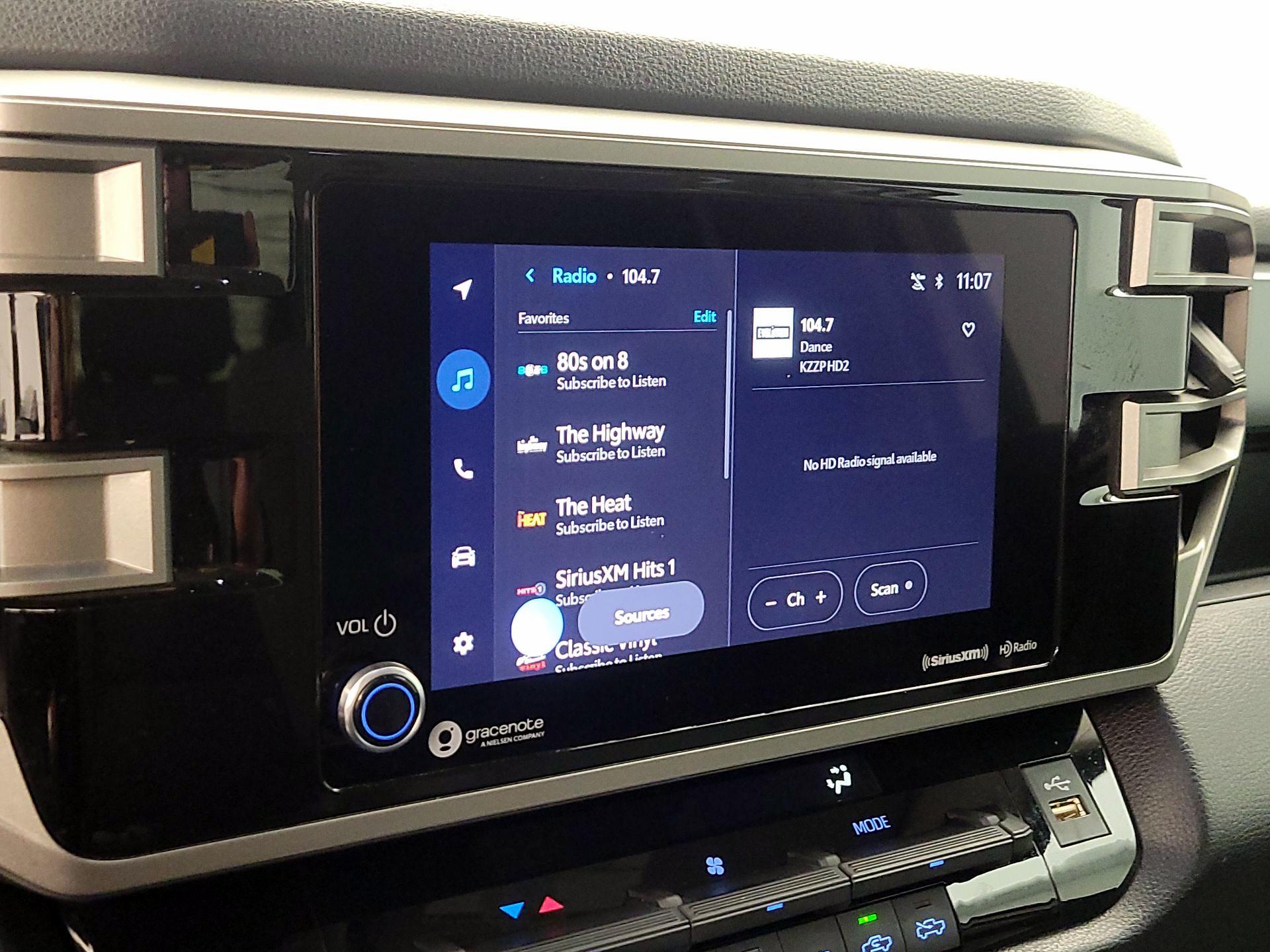 Thumbnail: 2024 Toyota Tundra - 15