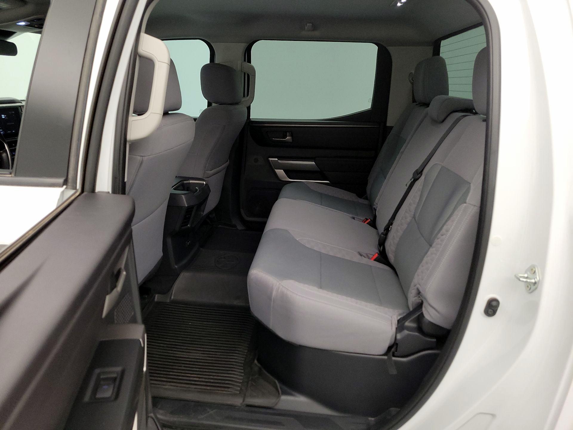 Thumbnail: 2024 Toyota Tundra - 19