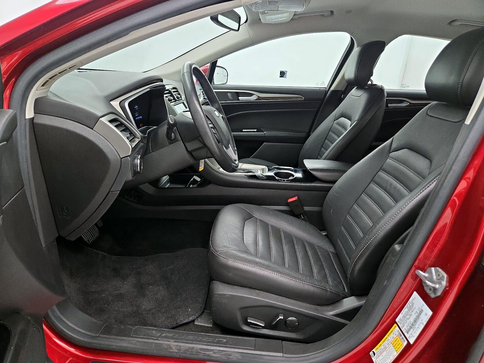 Thumbnail: 2014 Ford Fusion - 11