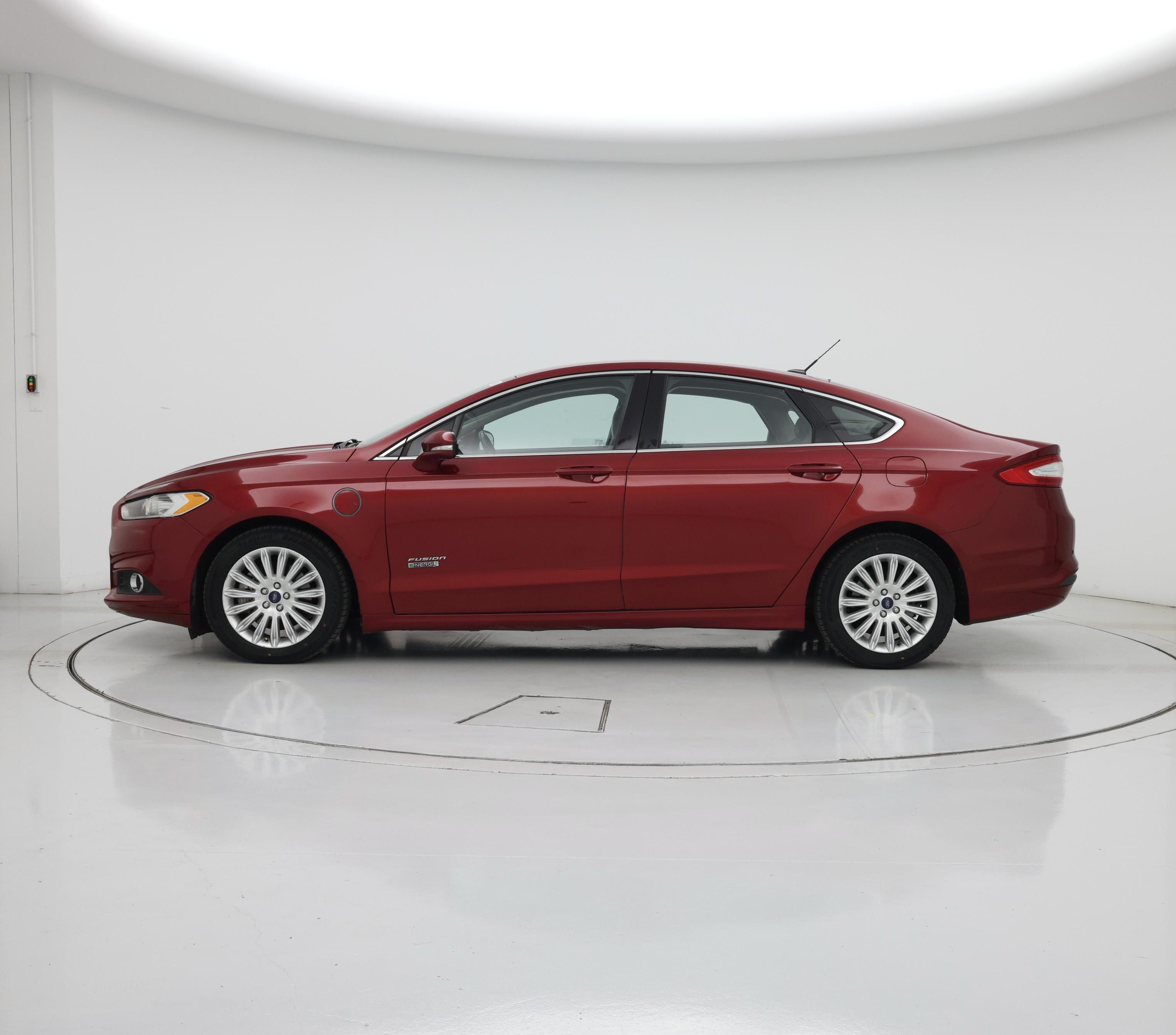 Thumbnail: 2014 Ford Fusion - 3