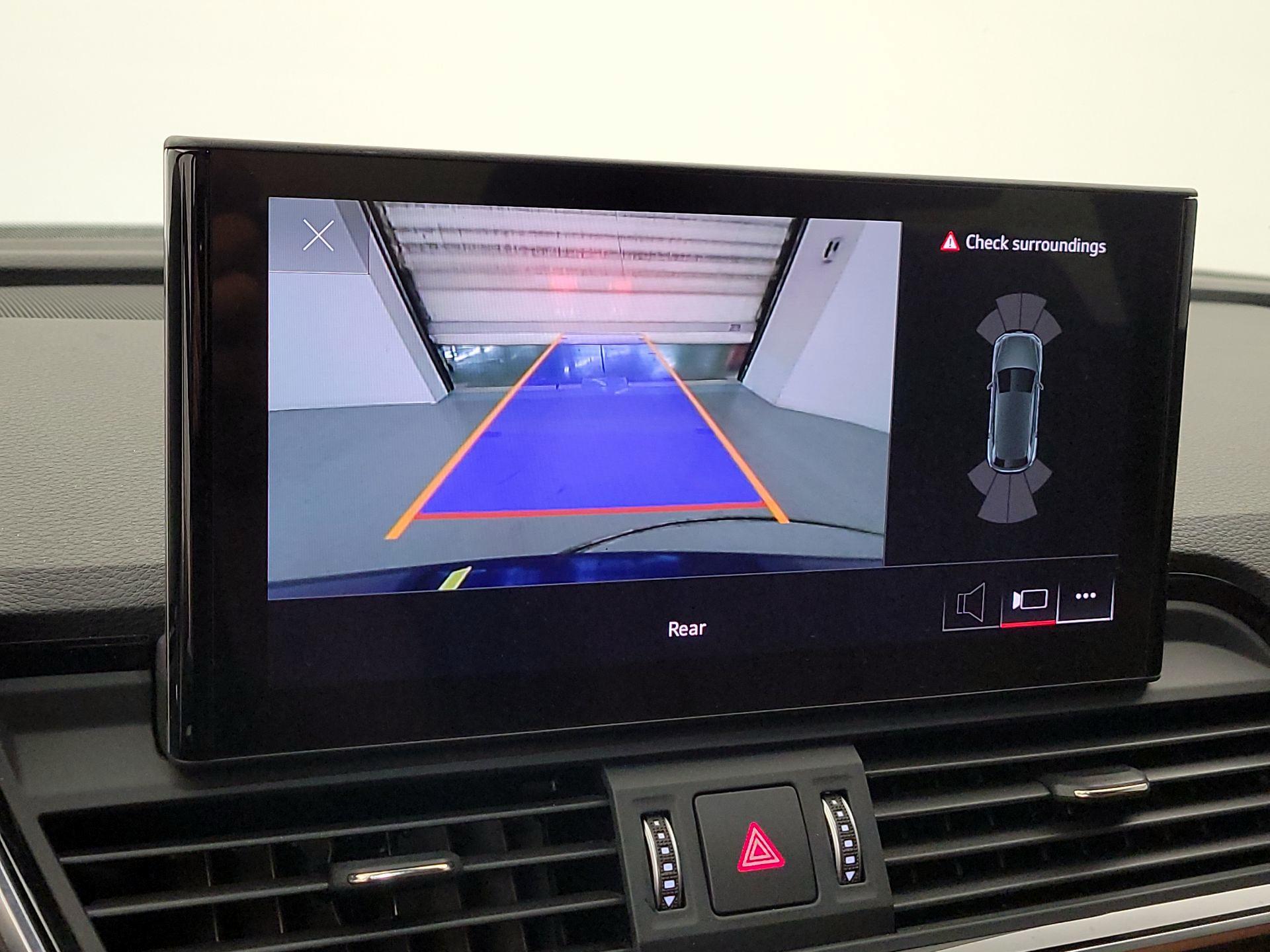 Thumbnail: 2022 Audi Q5 - 14