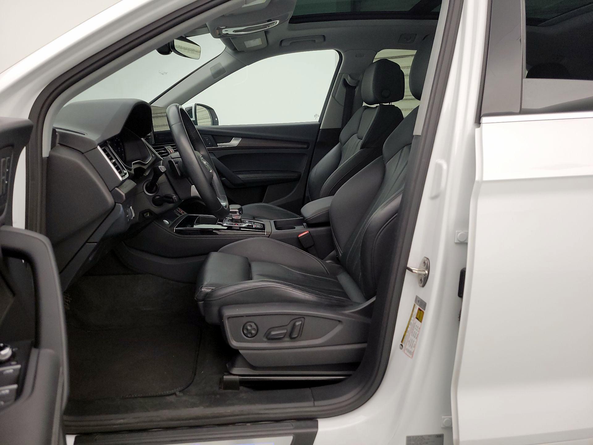 Thumbnail: 2024 Audi Q5 - 11