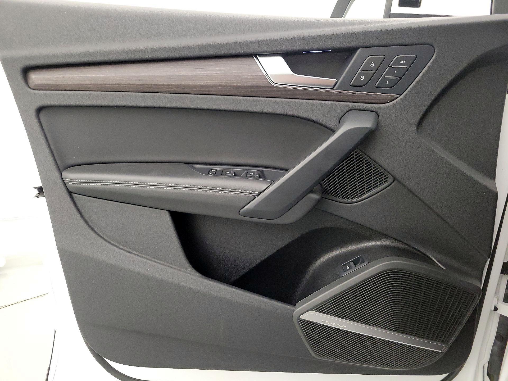 Thumbnail: 2024 Audi Q5 - 12