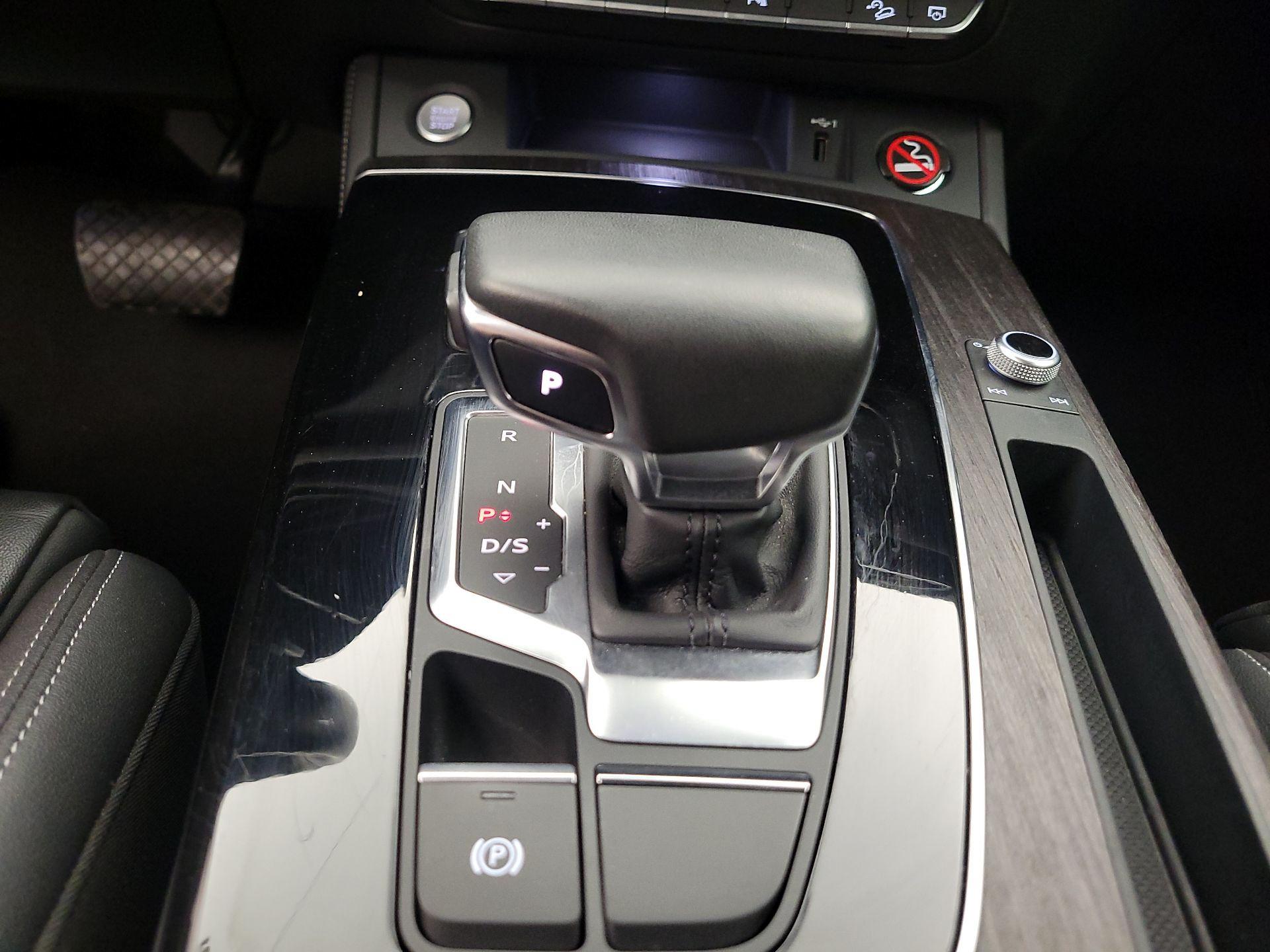 Thumbnail: 2024 Audi Q5 - 17