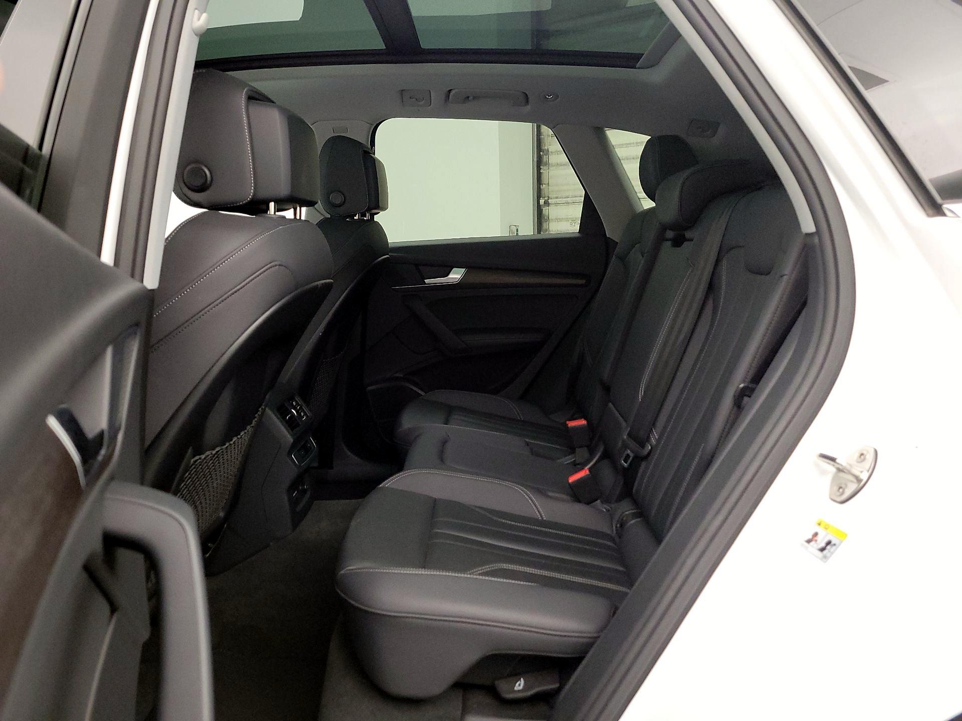 Thumbnail: 2024 Audi Q5 - 20