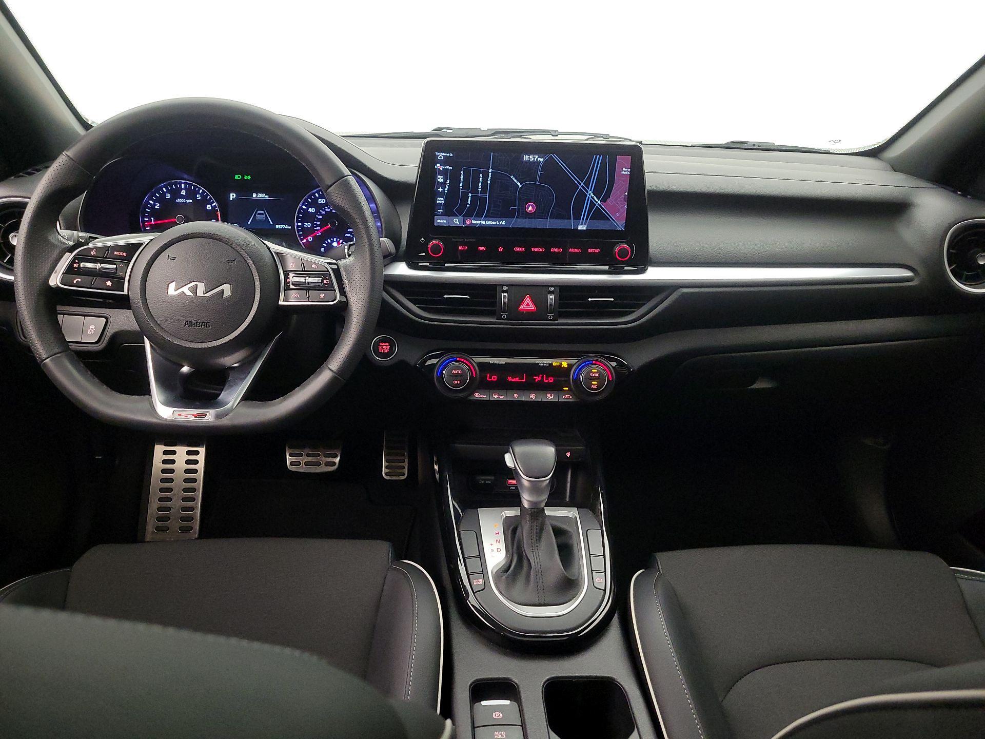 Thumbnail: 2023 Kia Forte - 9