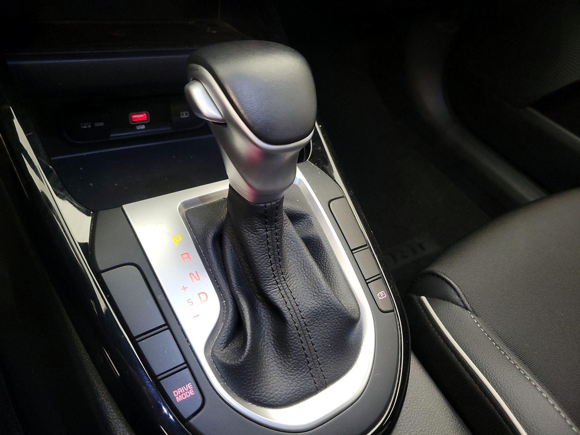 Thumbnail: 2023 Kia Forte - 18