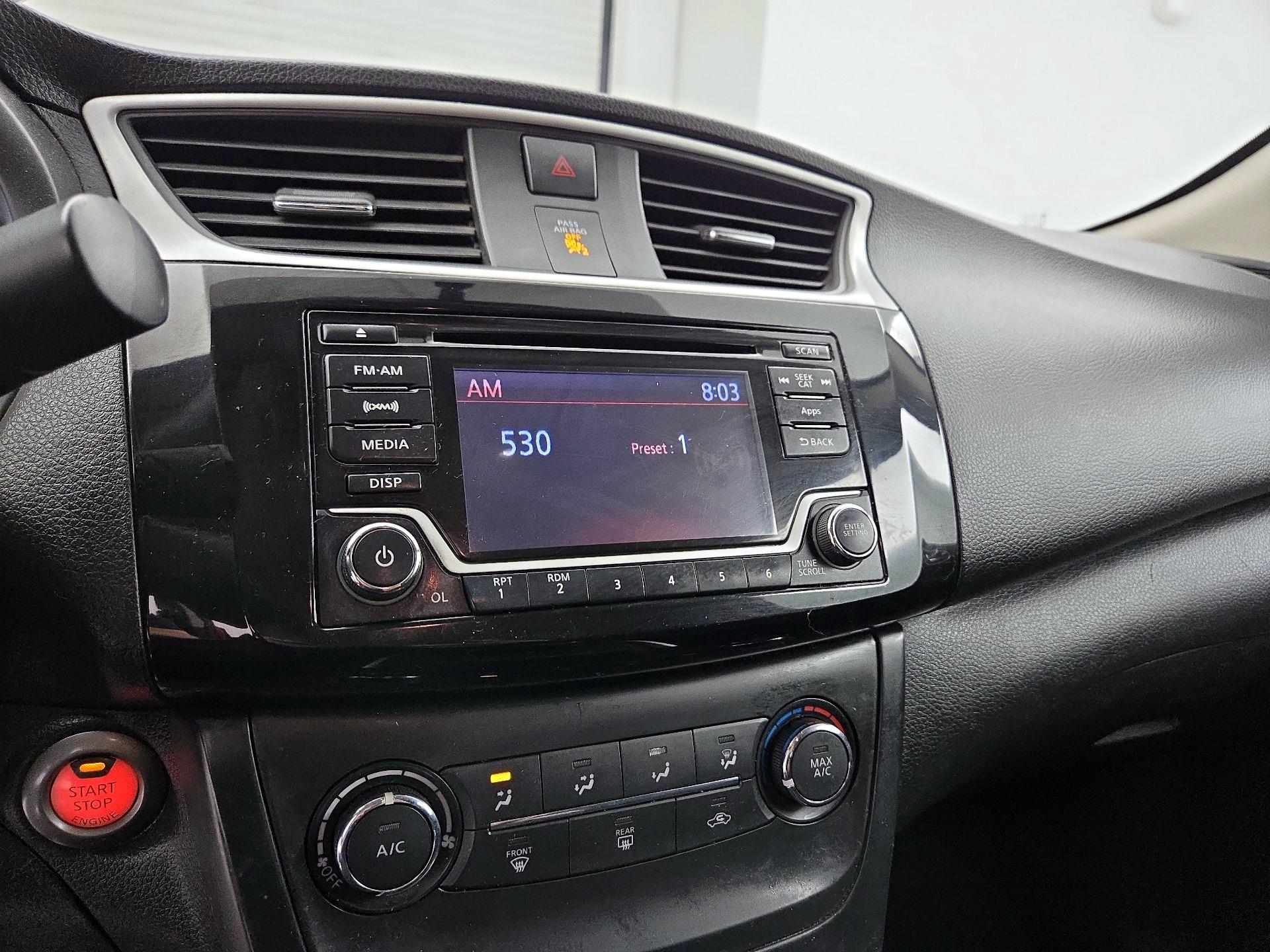 Thumbnail: 2016 Nissan Sentra - 15