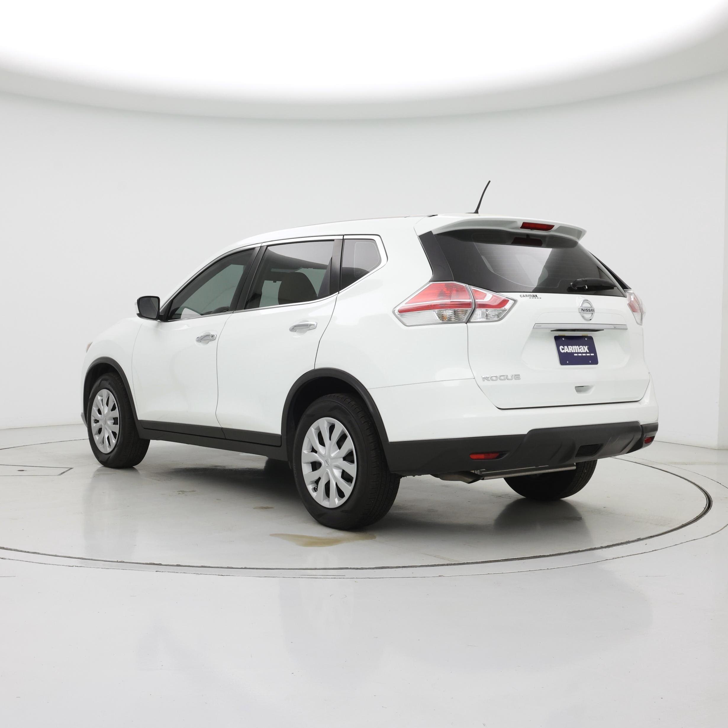 Thumbnail: 2015 Nissan Rogue - 2