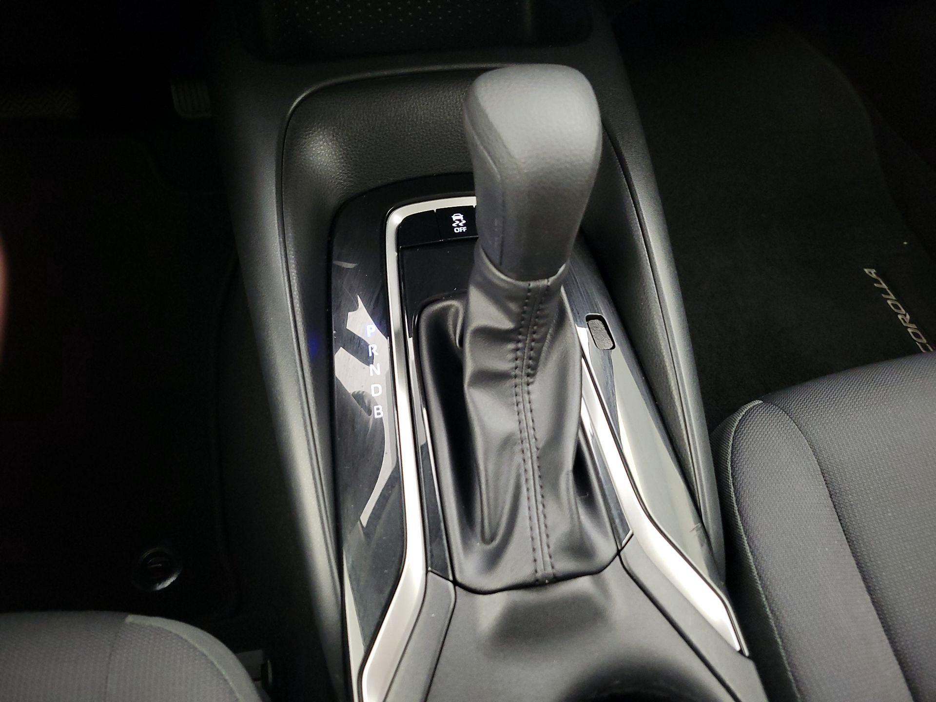 Thumbnail: 2023 Toyota Corolla - 17