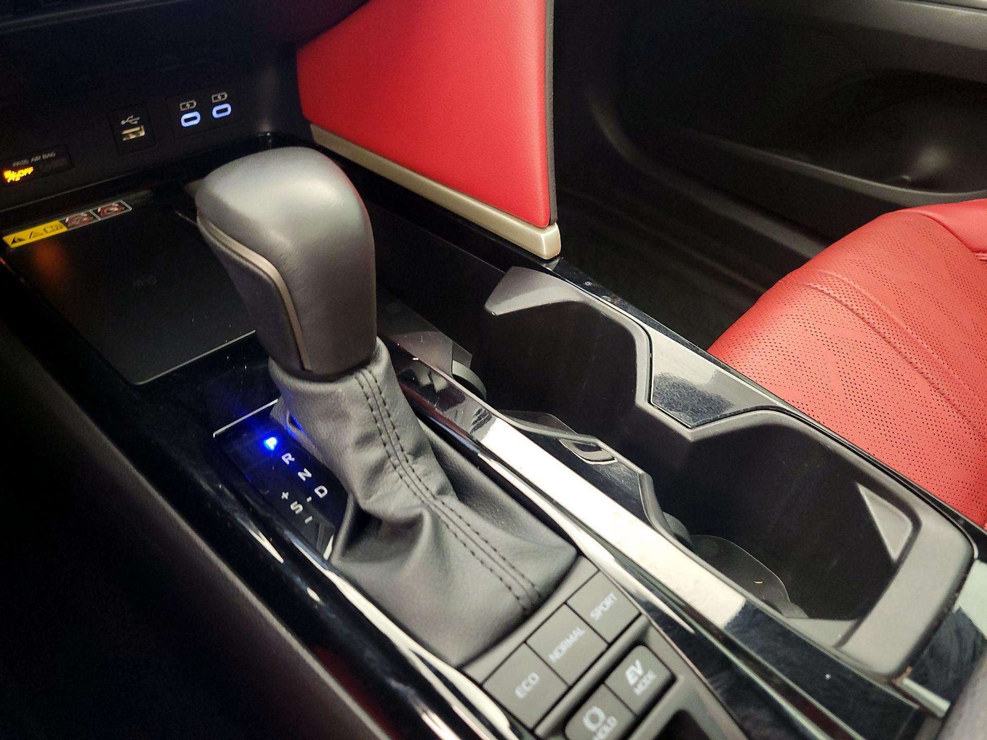 Thumbnail: 2025 Toyota Camry - 17