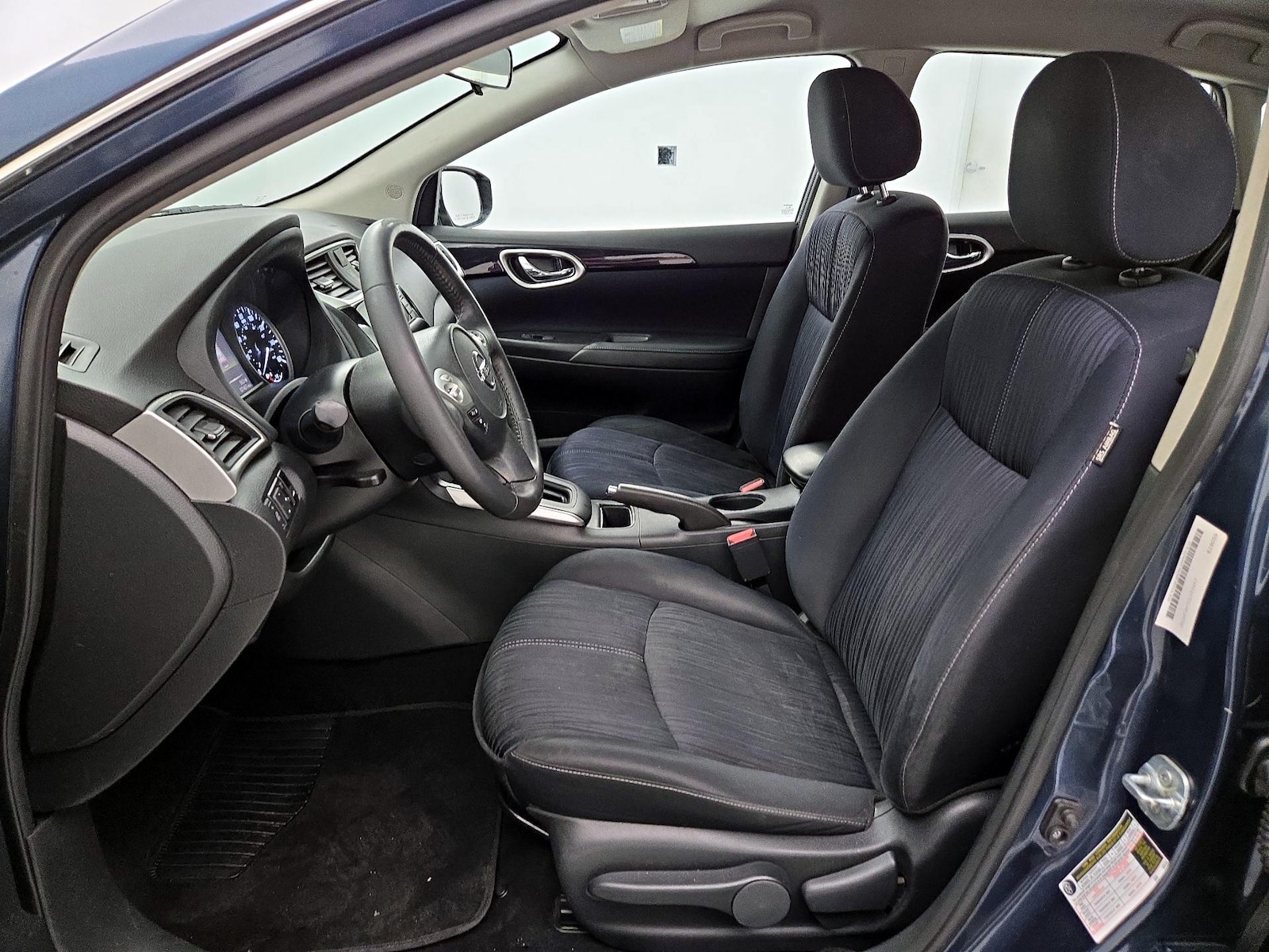 2016 Nissan Sentra SV - Photo 12