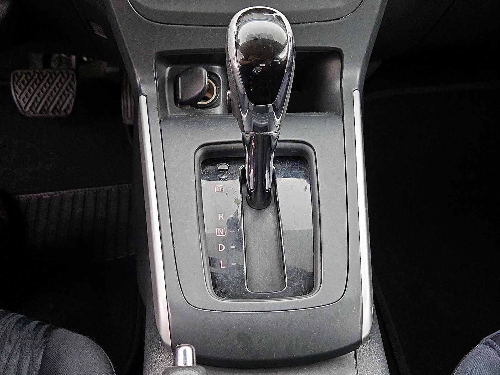 2016 Nissan Sentra SV - Photo 18