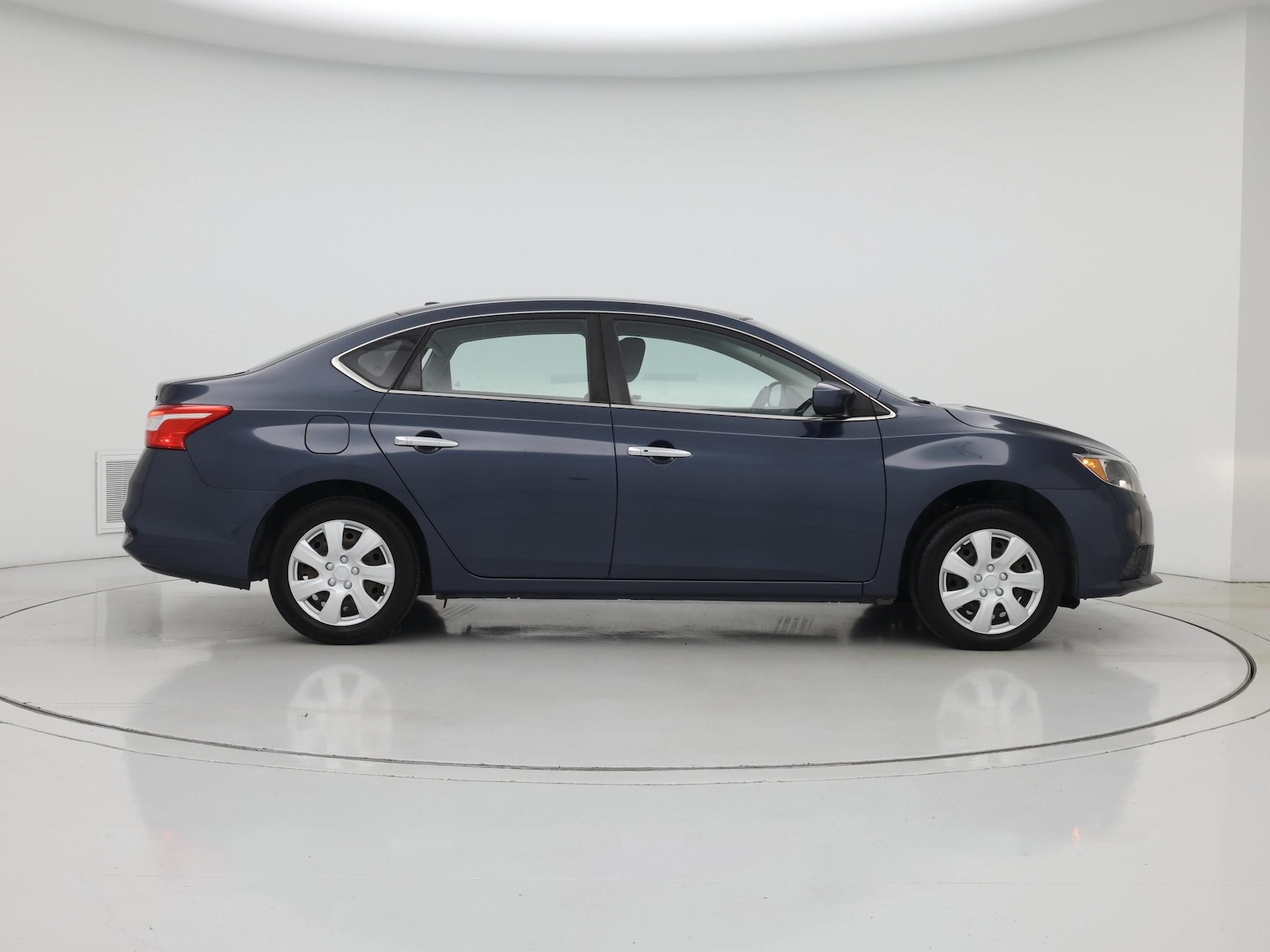 2016 Nissan Sentra SV - Photo 8