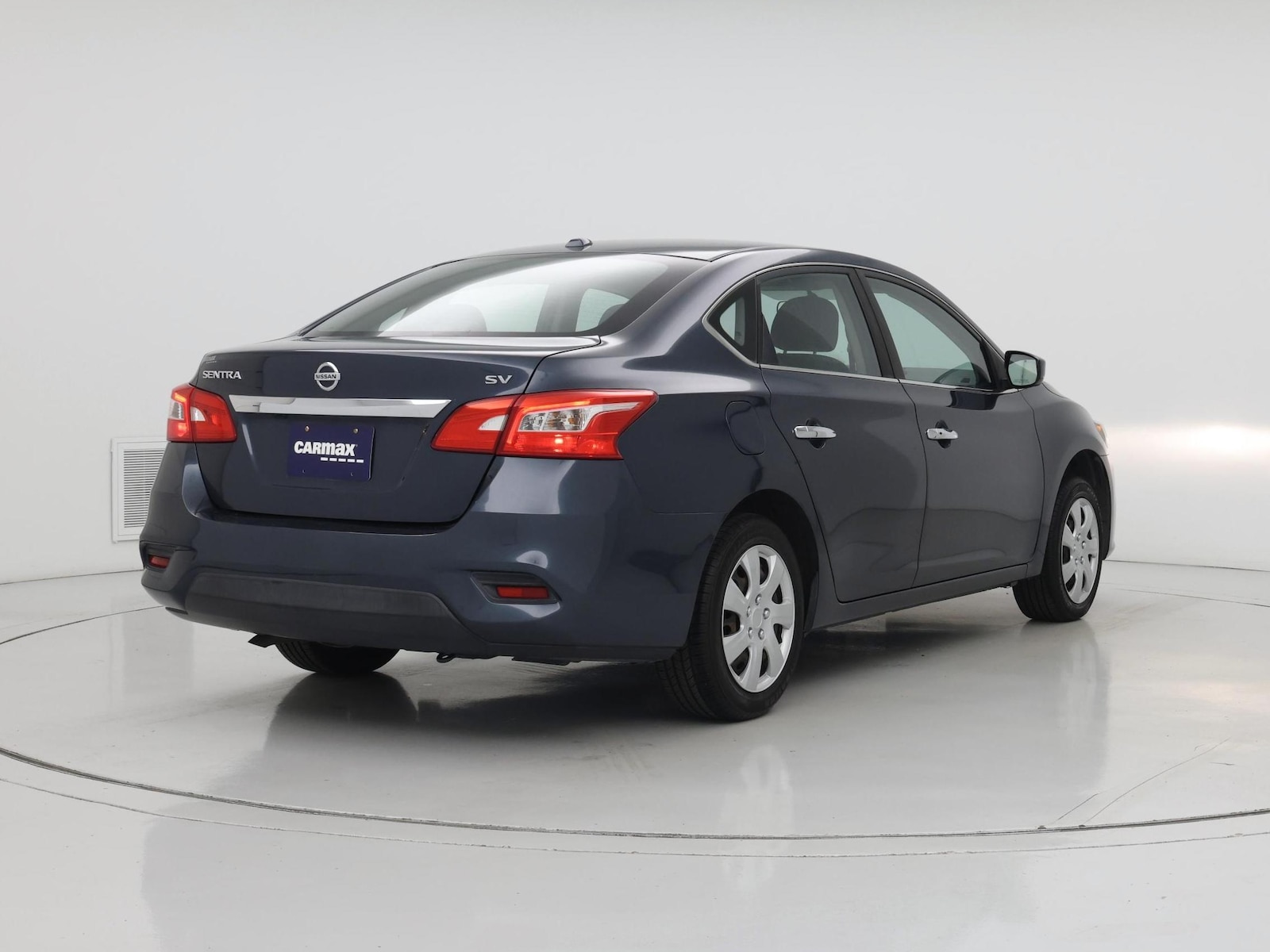 2016 Nissan Sentra SV - Photo 9