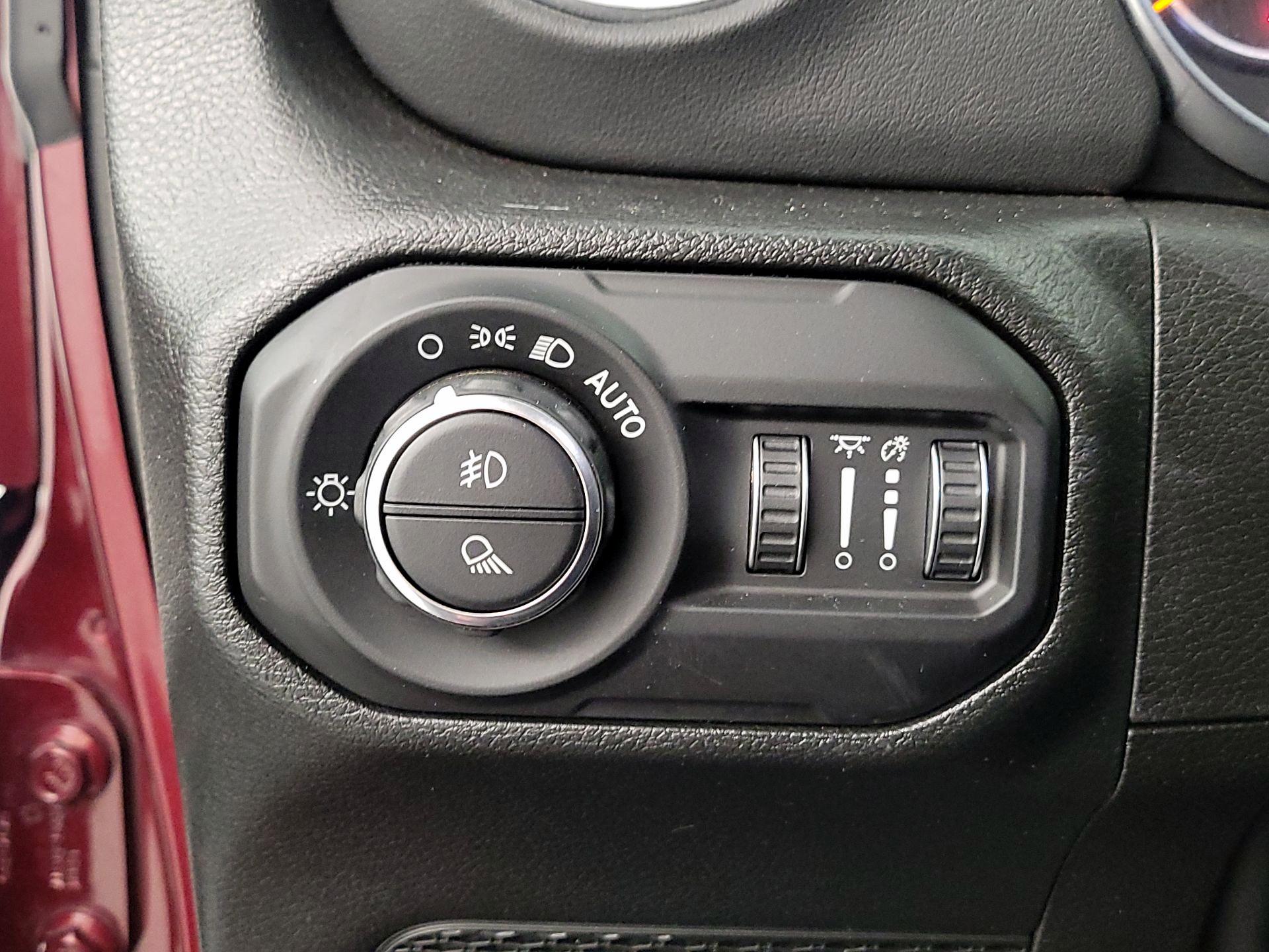 Thumbnail: 2022 Jeep Gladiator - 13