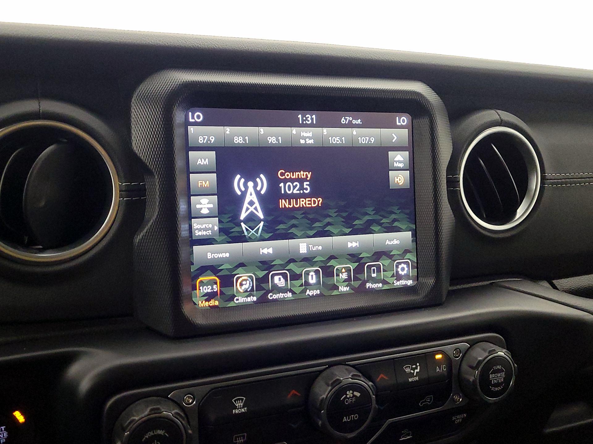 Thumbnail: 2022 Jeep Gladiator - 16