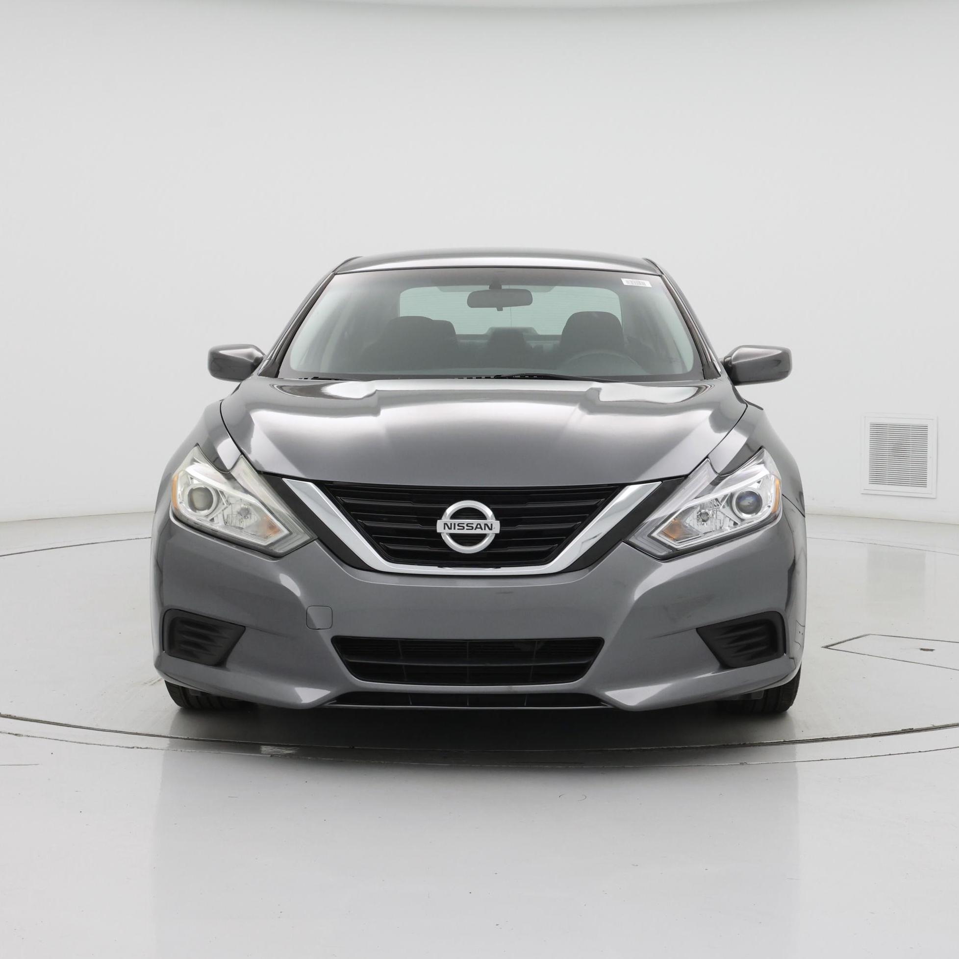 Thumbnail: 2016 Nissan Altima - 5