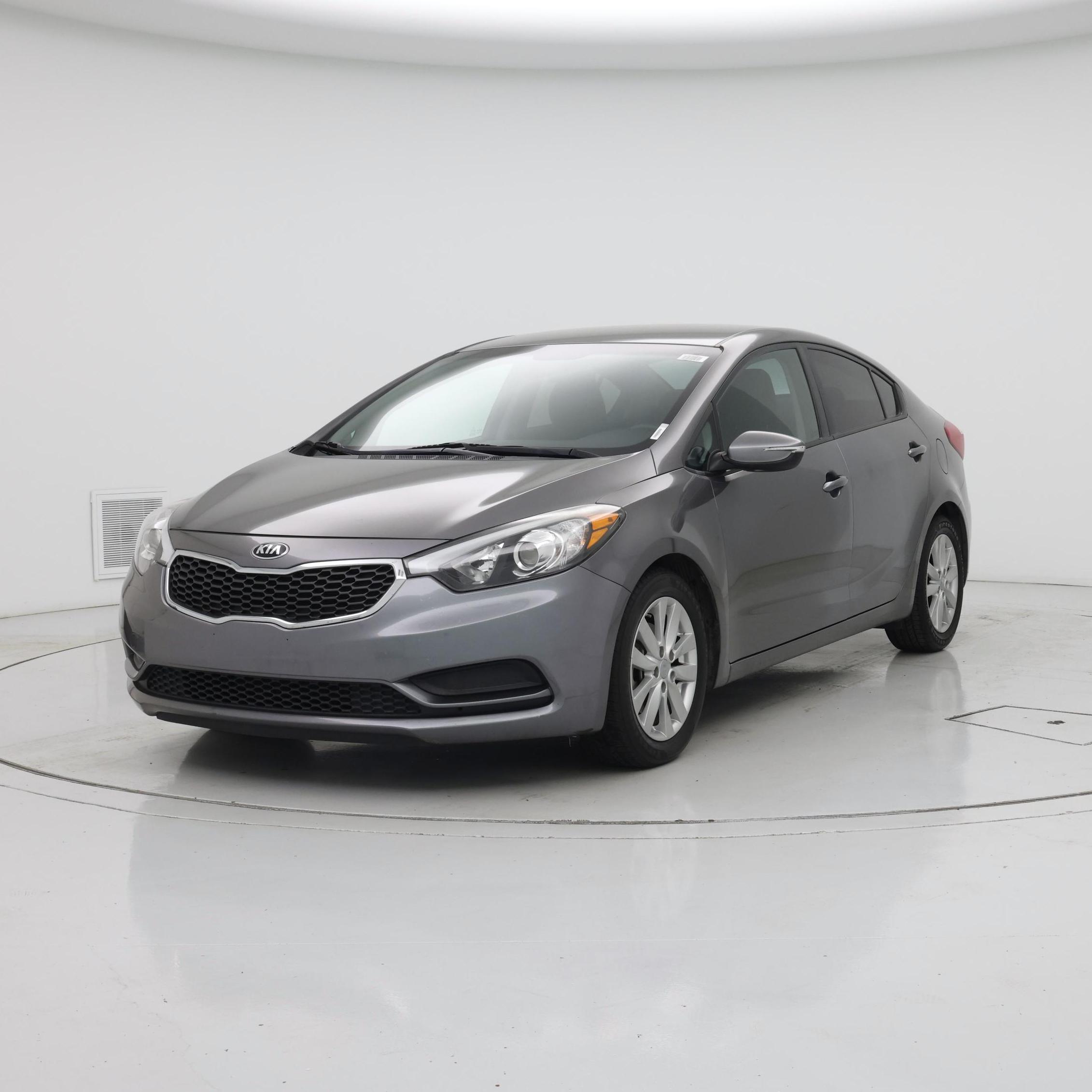 Thumbnail: 2016 Kia Forte - 4