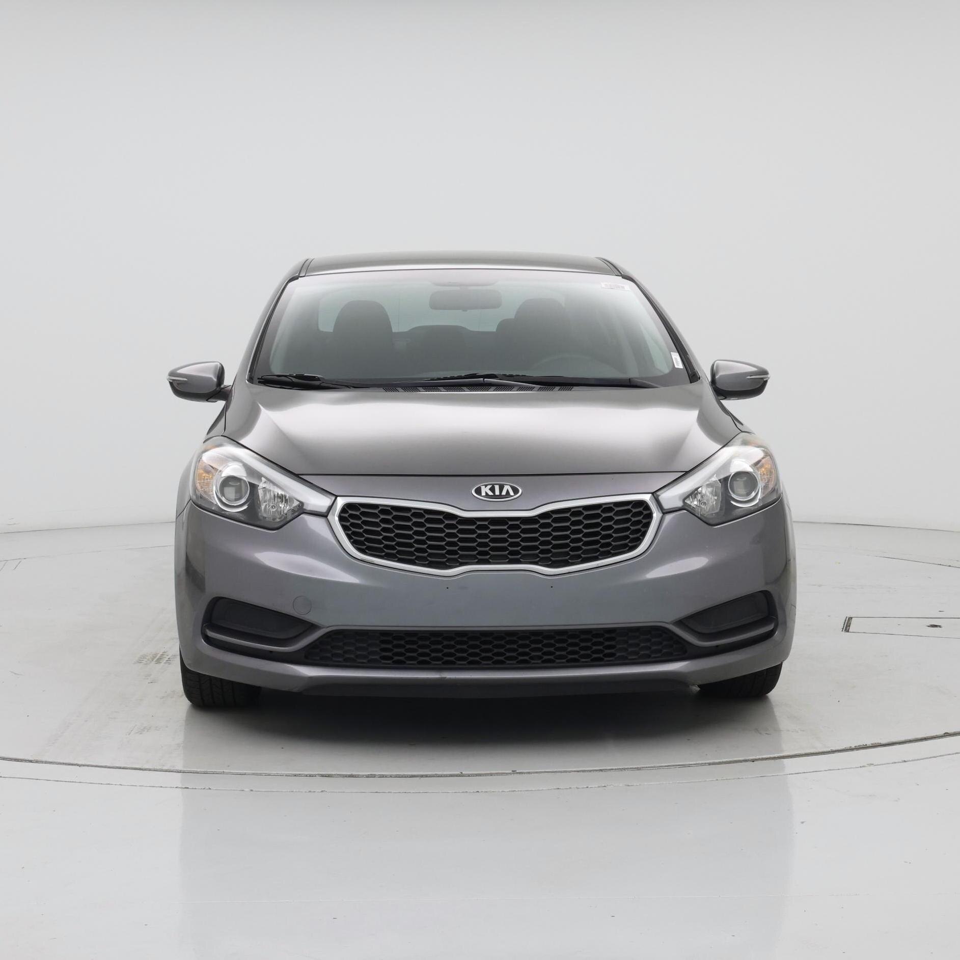 Thumbnail: 2016 Kia Forte - 5