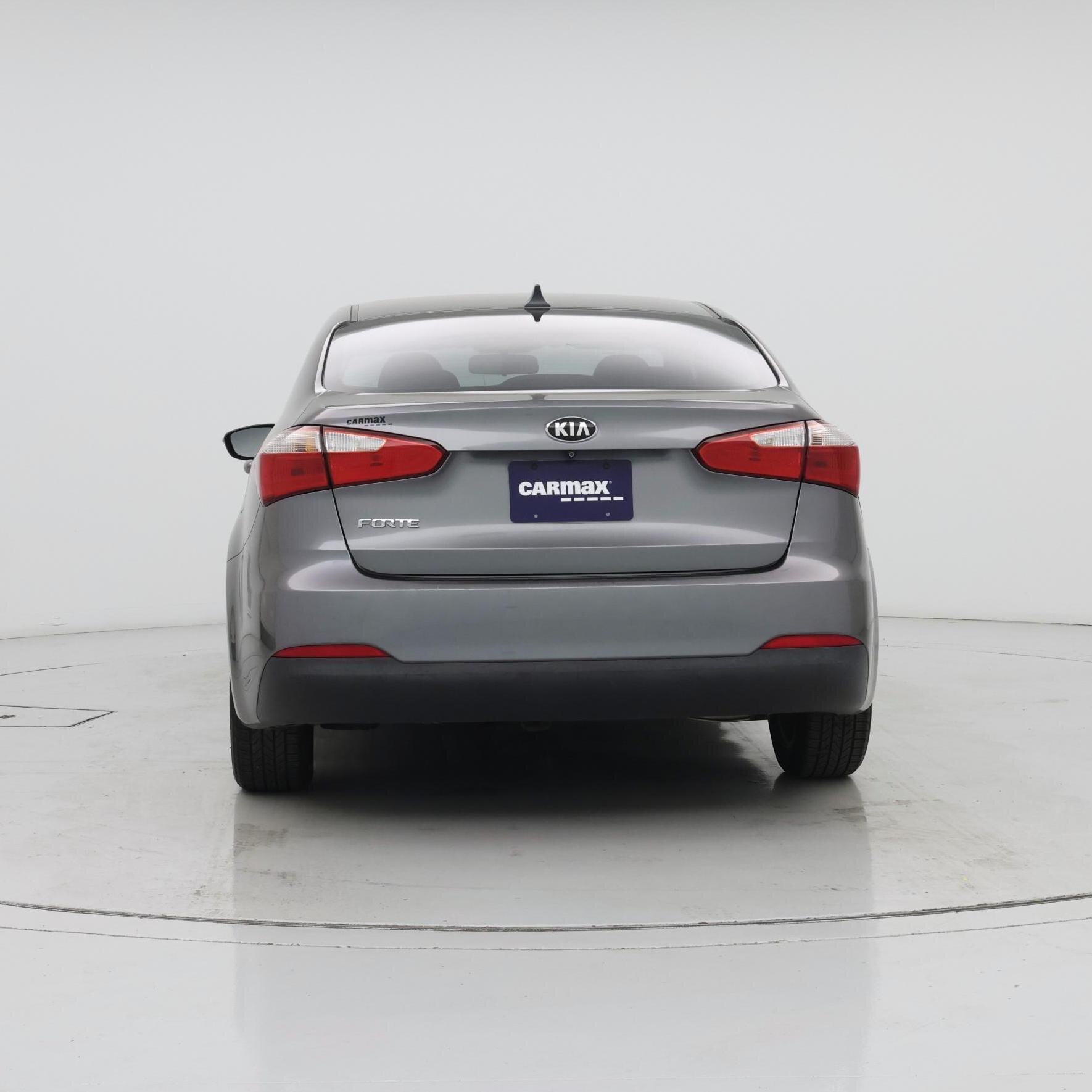 Thumbnail: 2016 Kia Forte - 6