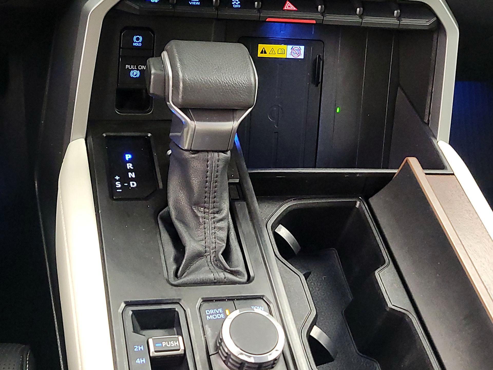 Thumbnail: 2024 Toyota Sequoia - 18