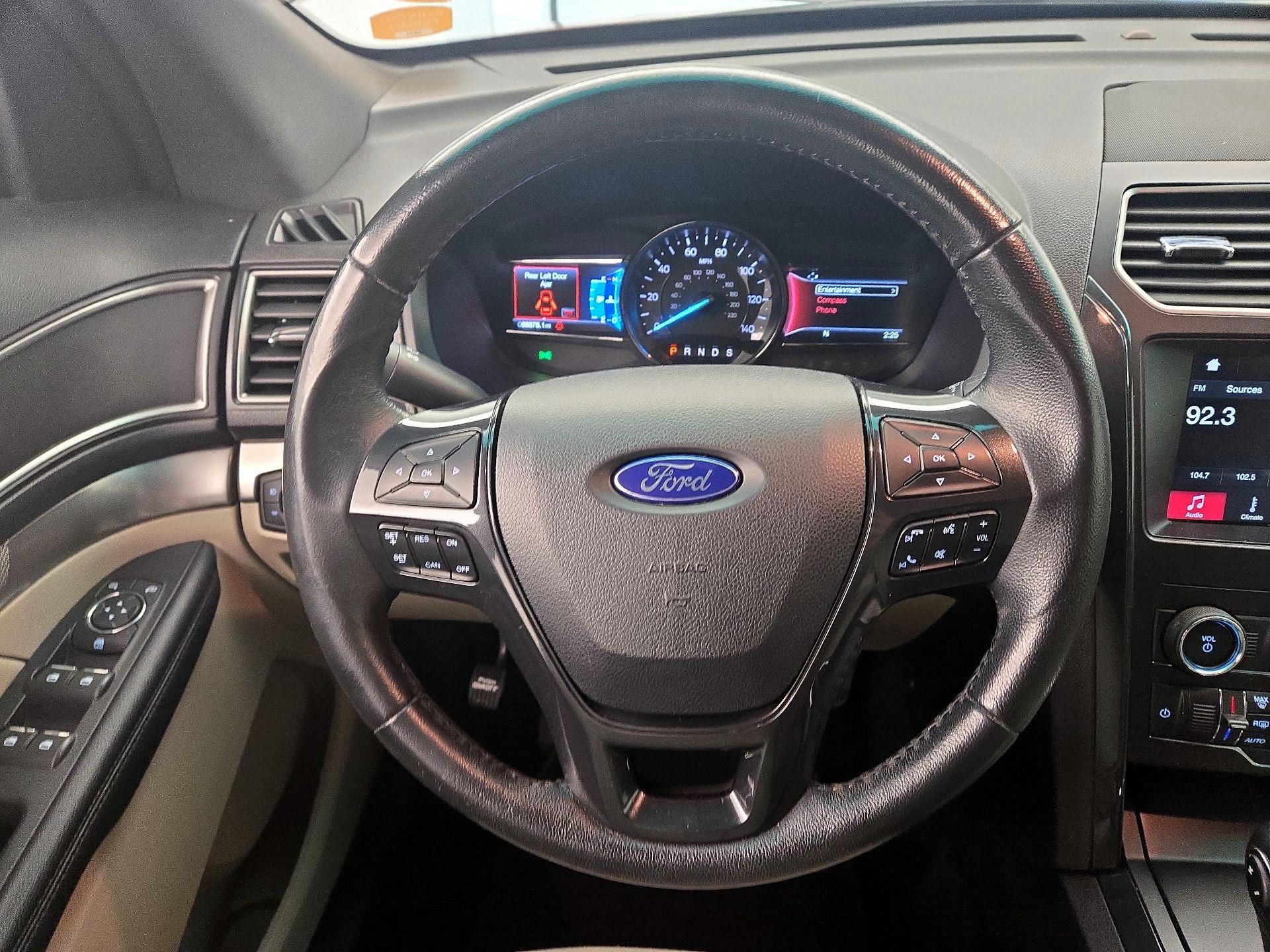 Thumbnail: 2019 Ford Explorer - 10