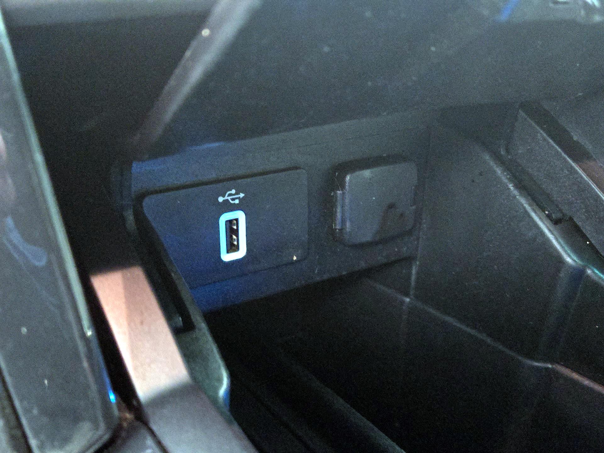 Thumbnail: 2019 Ford Explorer - 18