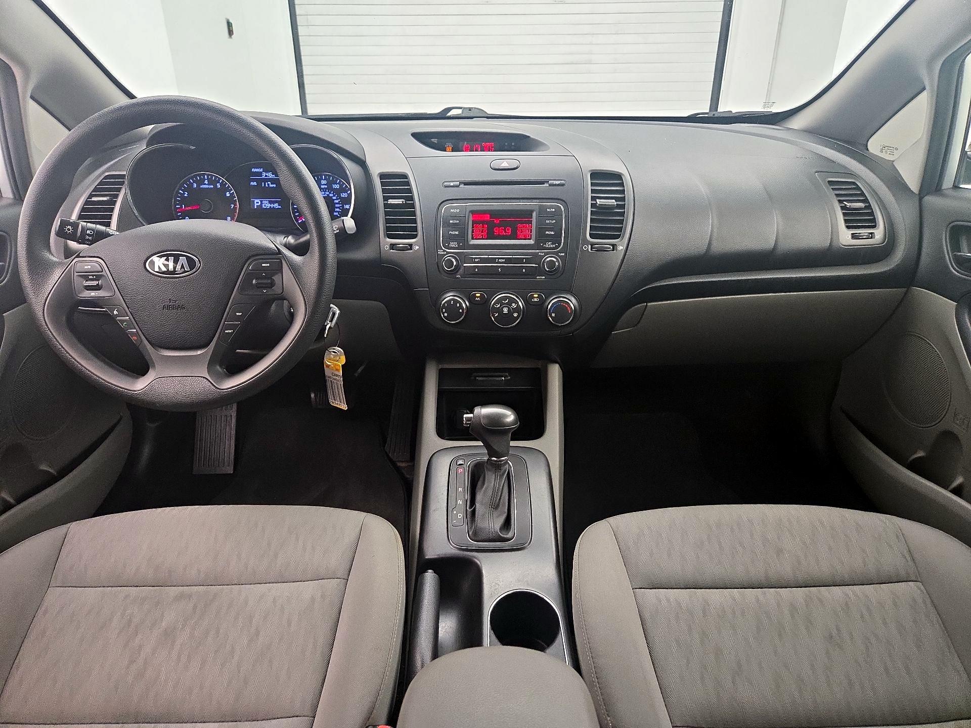 Thumbnail: 2016 Kia Forte - 9