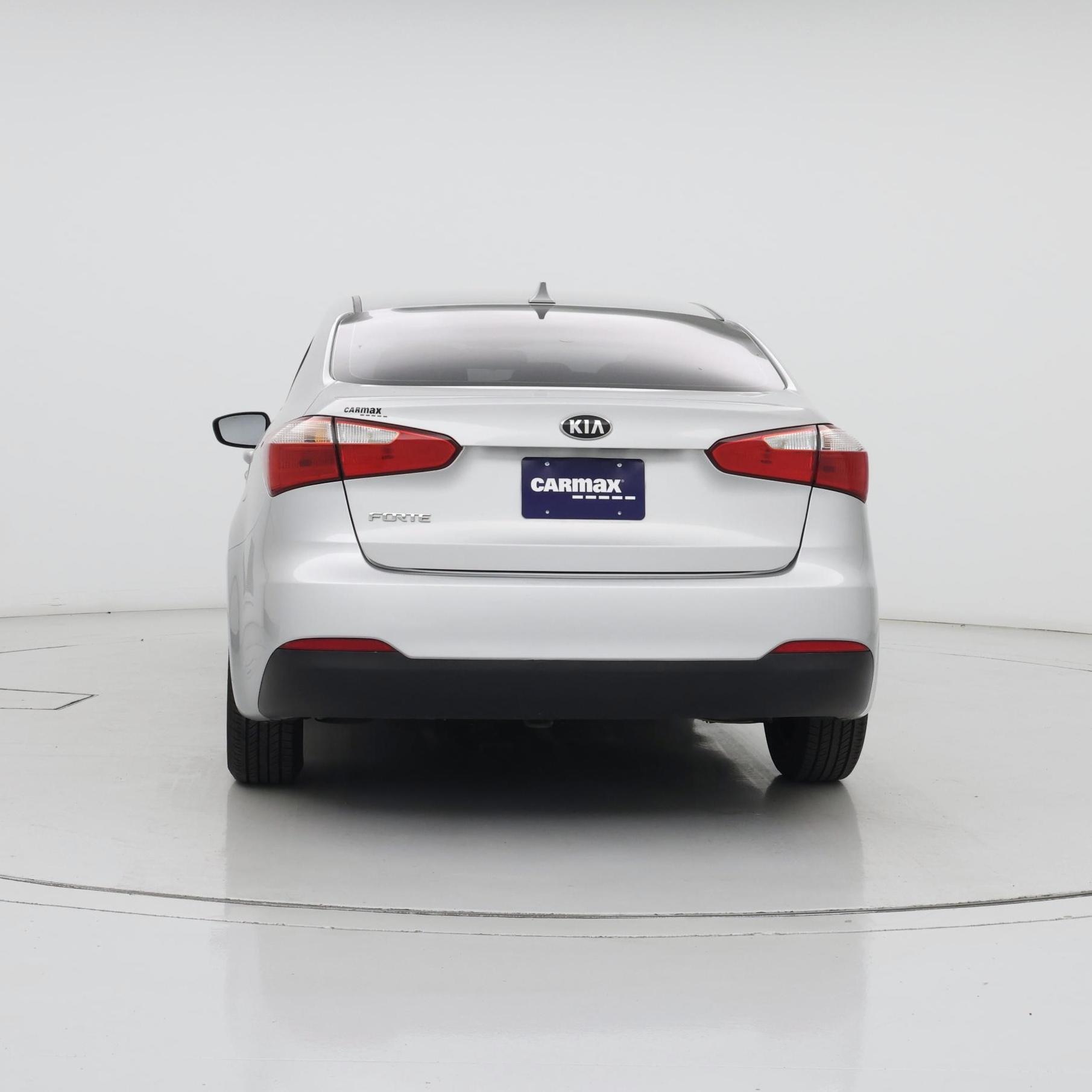 Thumbnail: 2016 Kia Forte - 6
