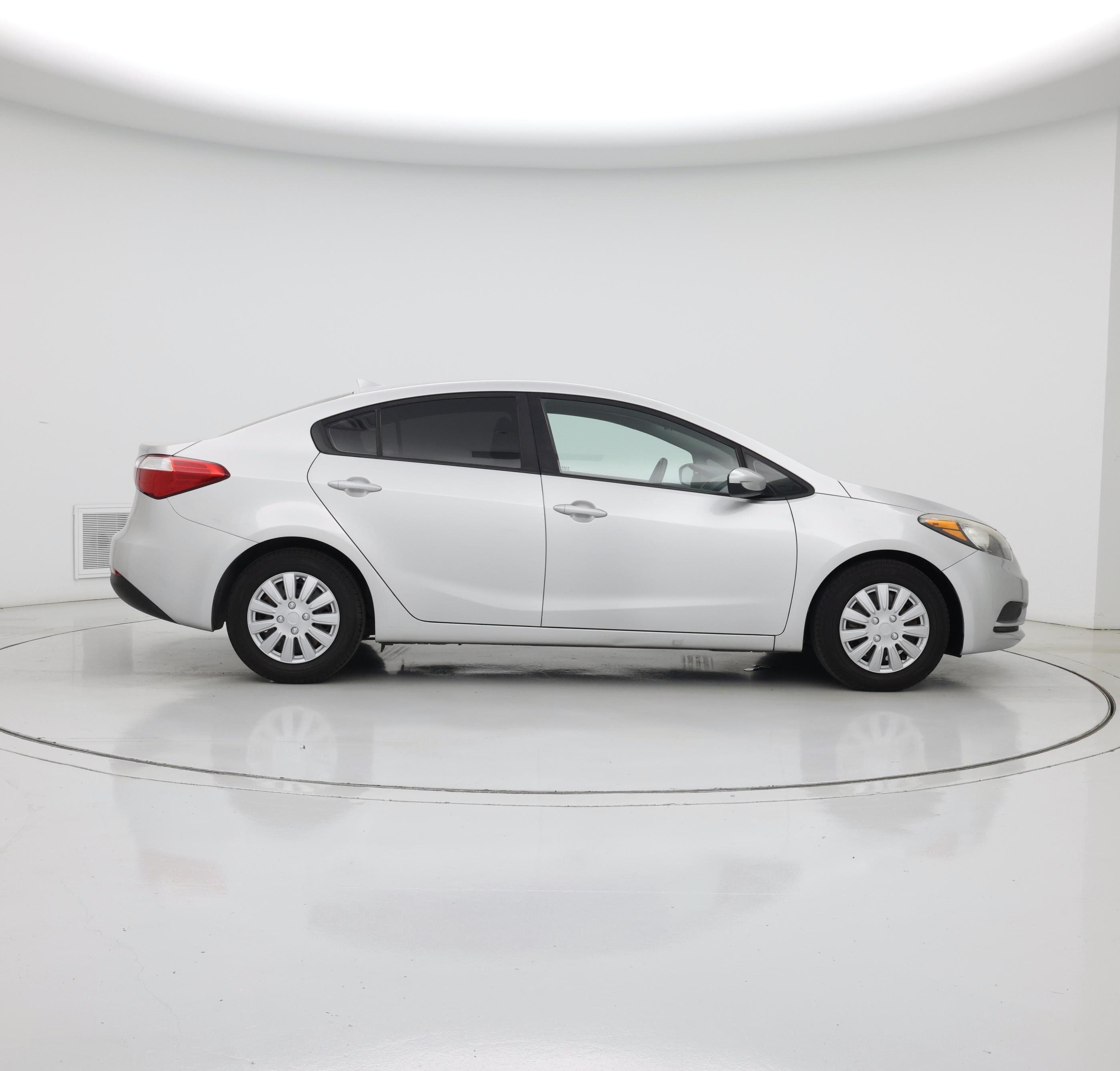 Thumbnail: 2016 Kia Forte - 7