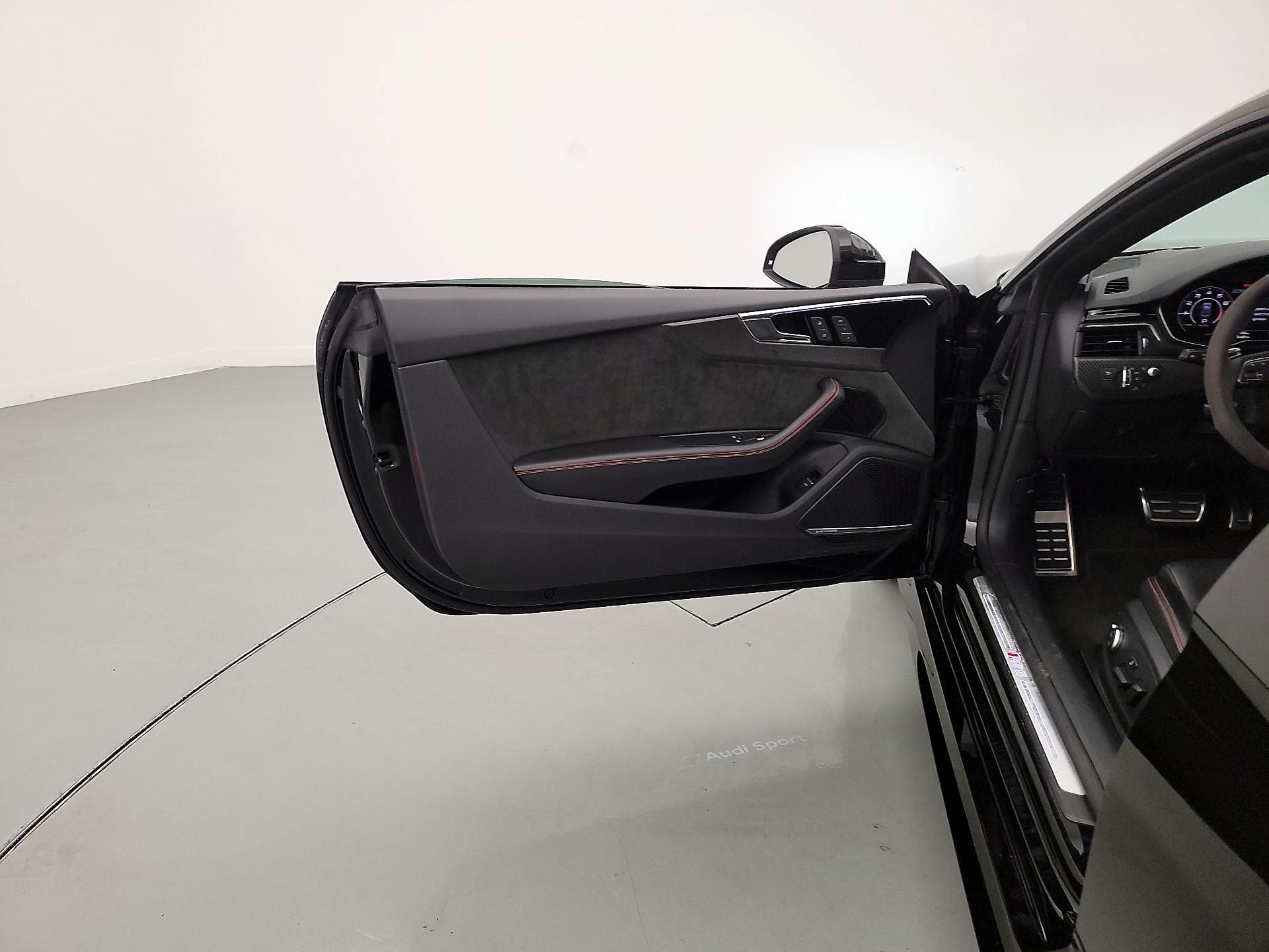 Thumbnail: 2021 Audi RS 5 - 12