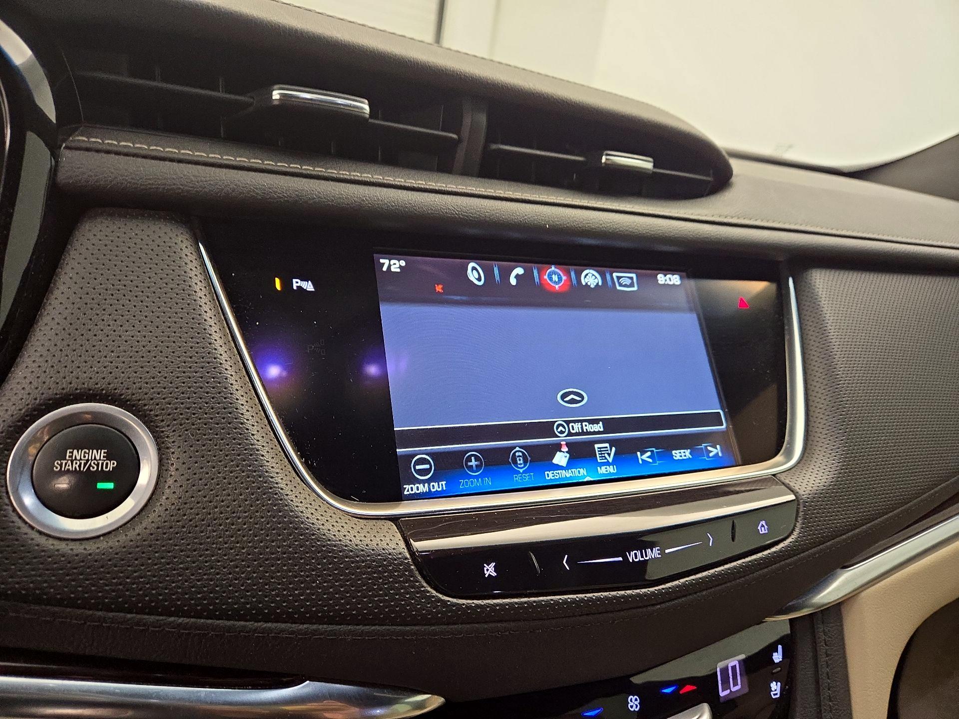 Thumbnail: 2017 Cadillac XT5 - 14