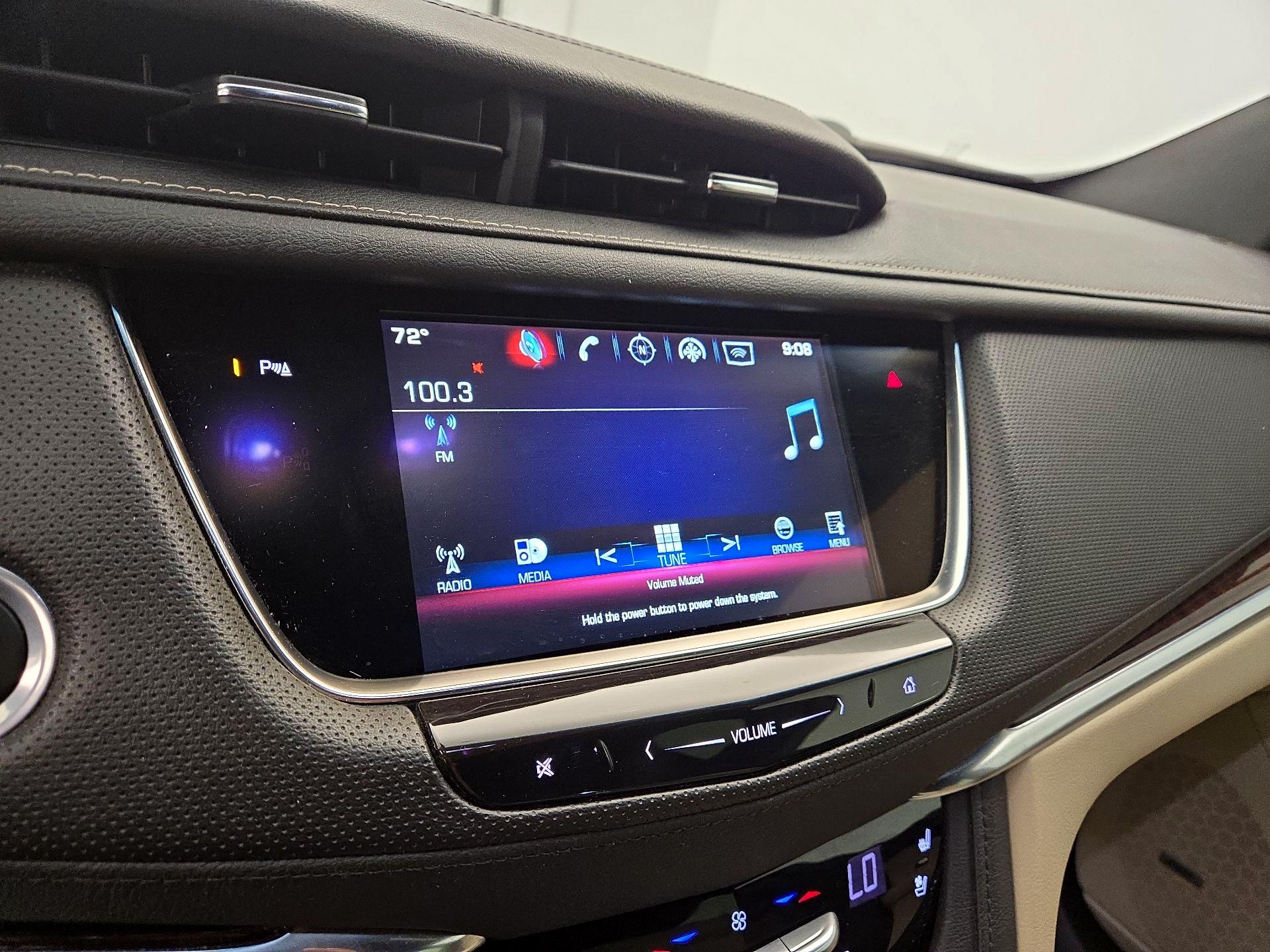 Thumbnail: 2017 Cadillac XT5 - 16