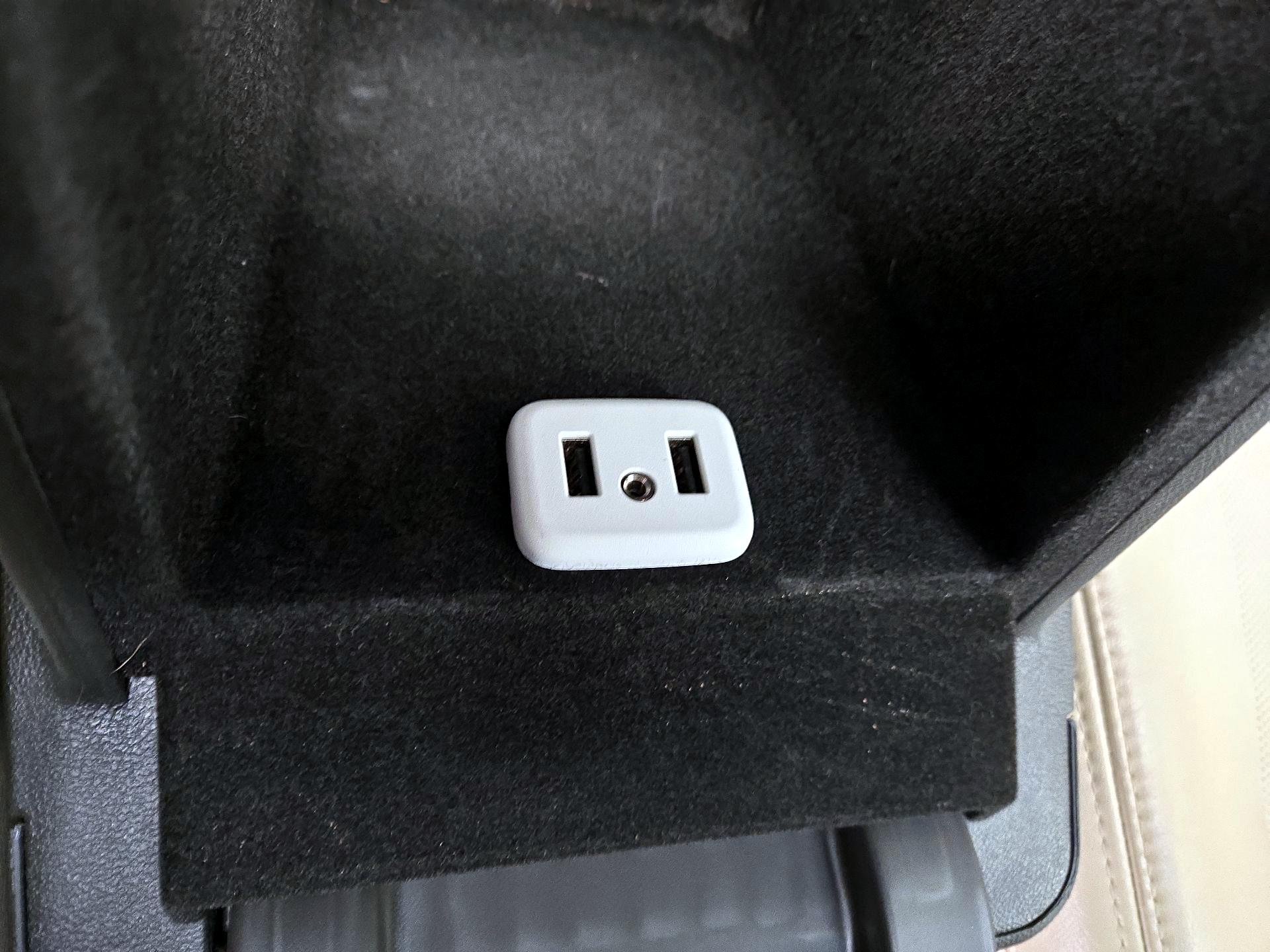 Thumbnail: 2017 Cadillac XT5 - 19