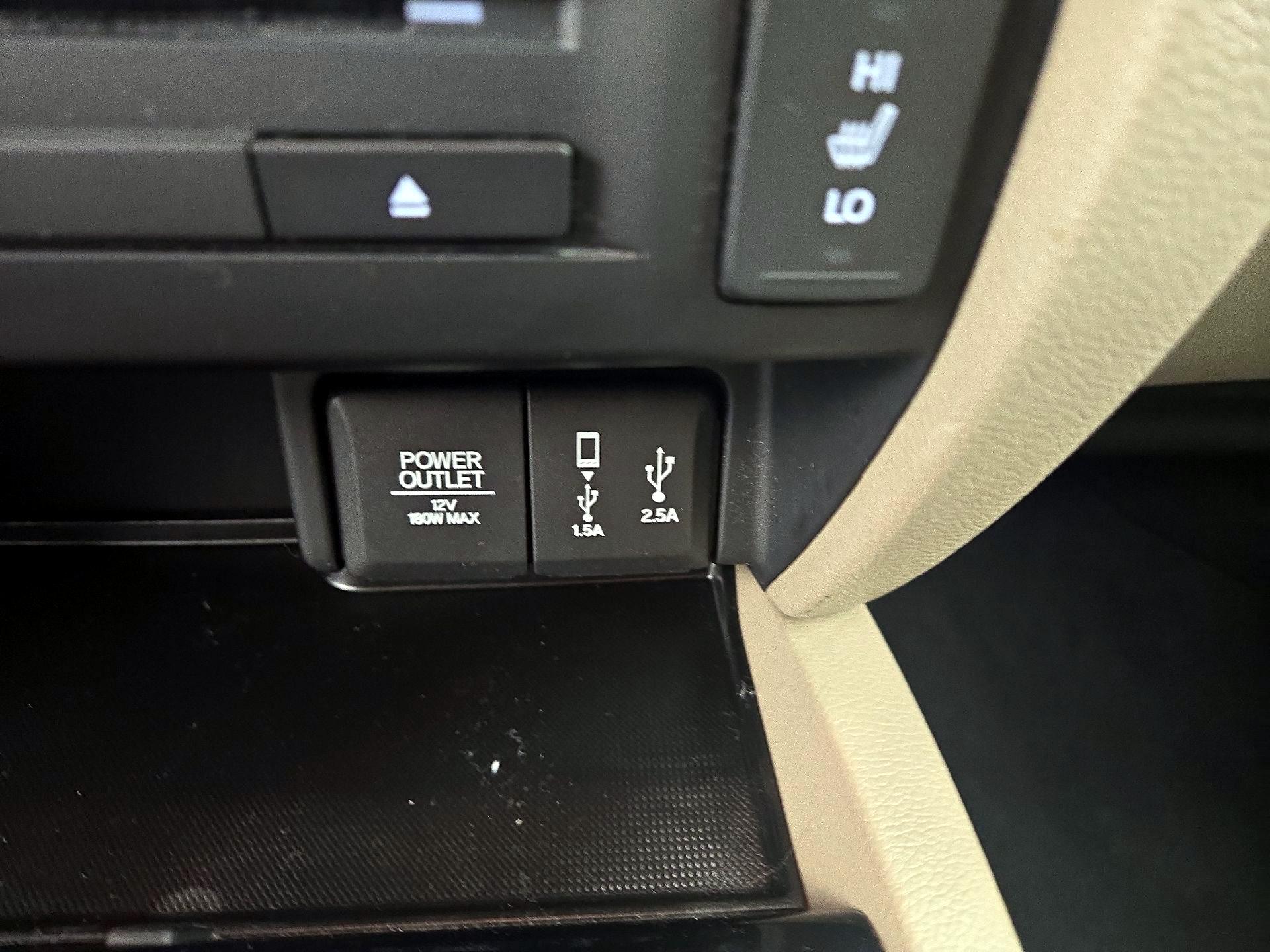 Thumbnail: 2018 Honda Pilot - 18