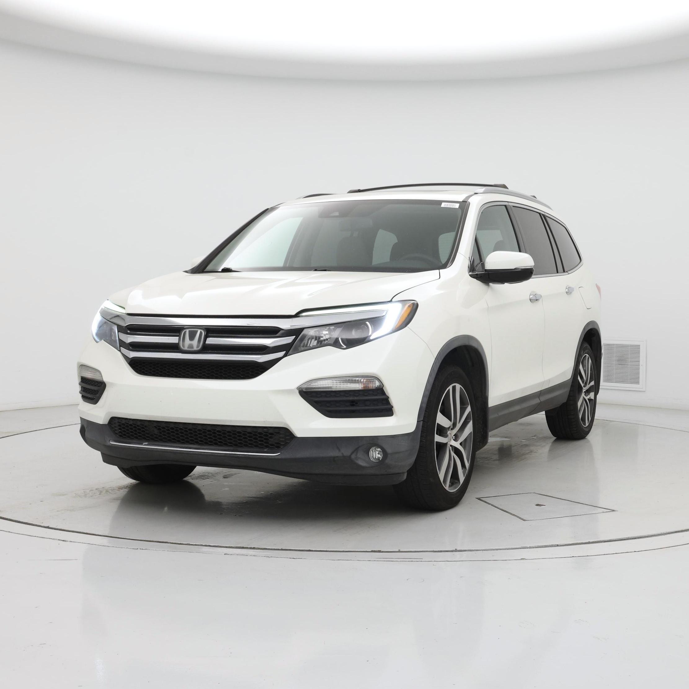 Thumbnail: 2018 Honda Pilot - 4