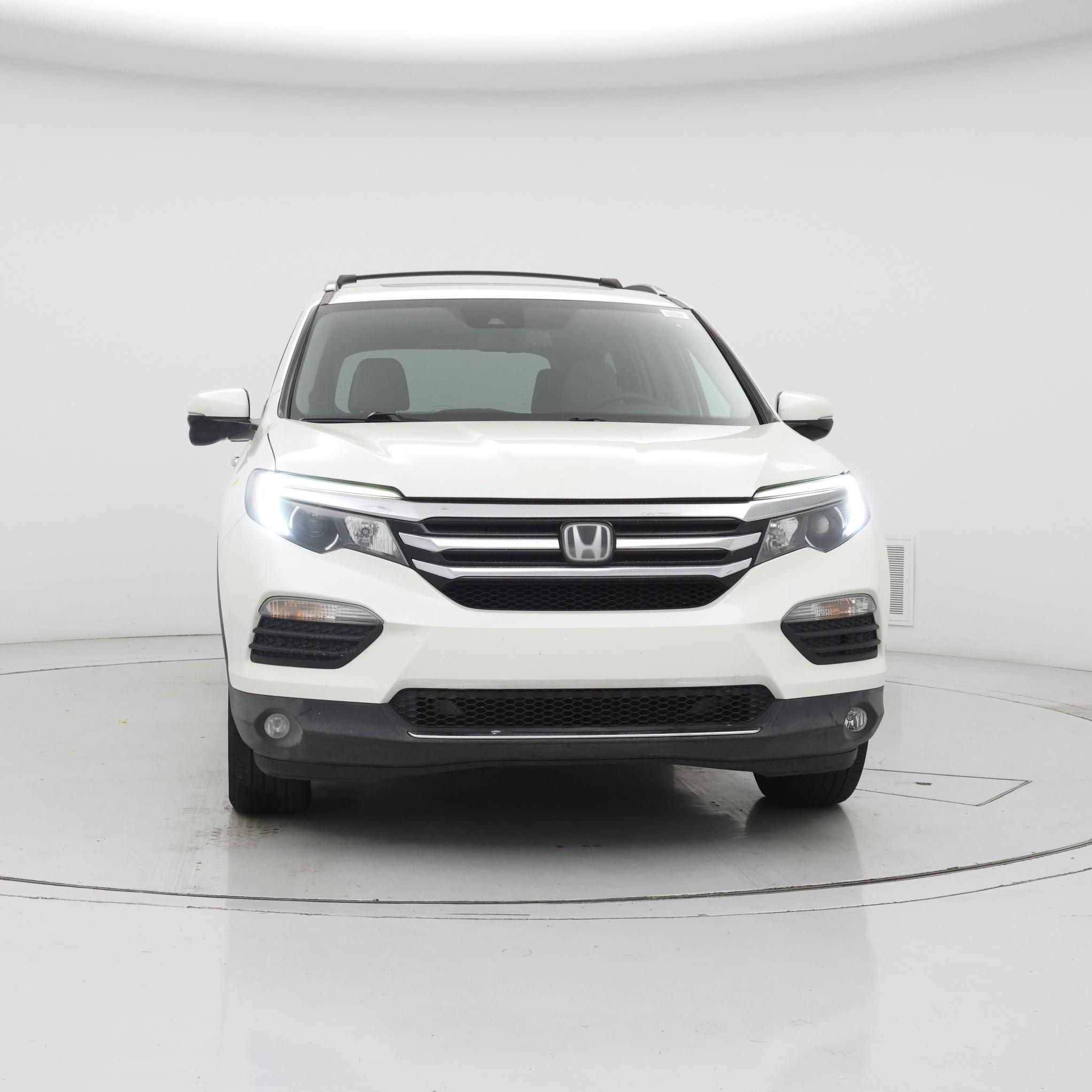 Thumbnail: 2018 Honda Pilot - 5