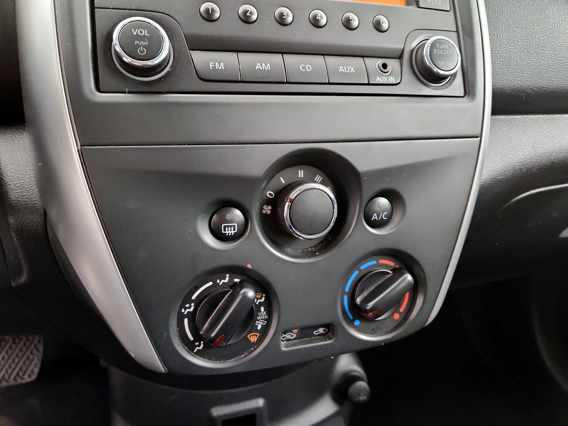 Thumbnail: 2017 Nissan Versa - 15