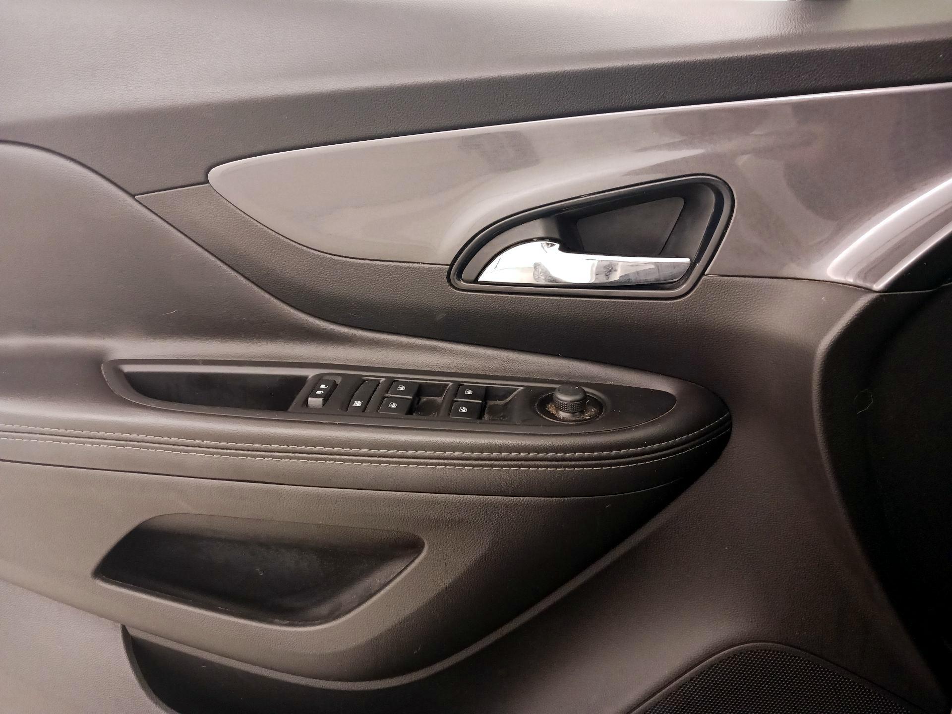 Thumbnail: 2021 Buick Encore - 12