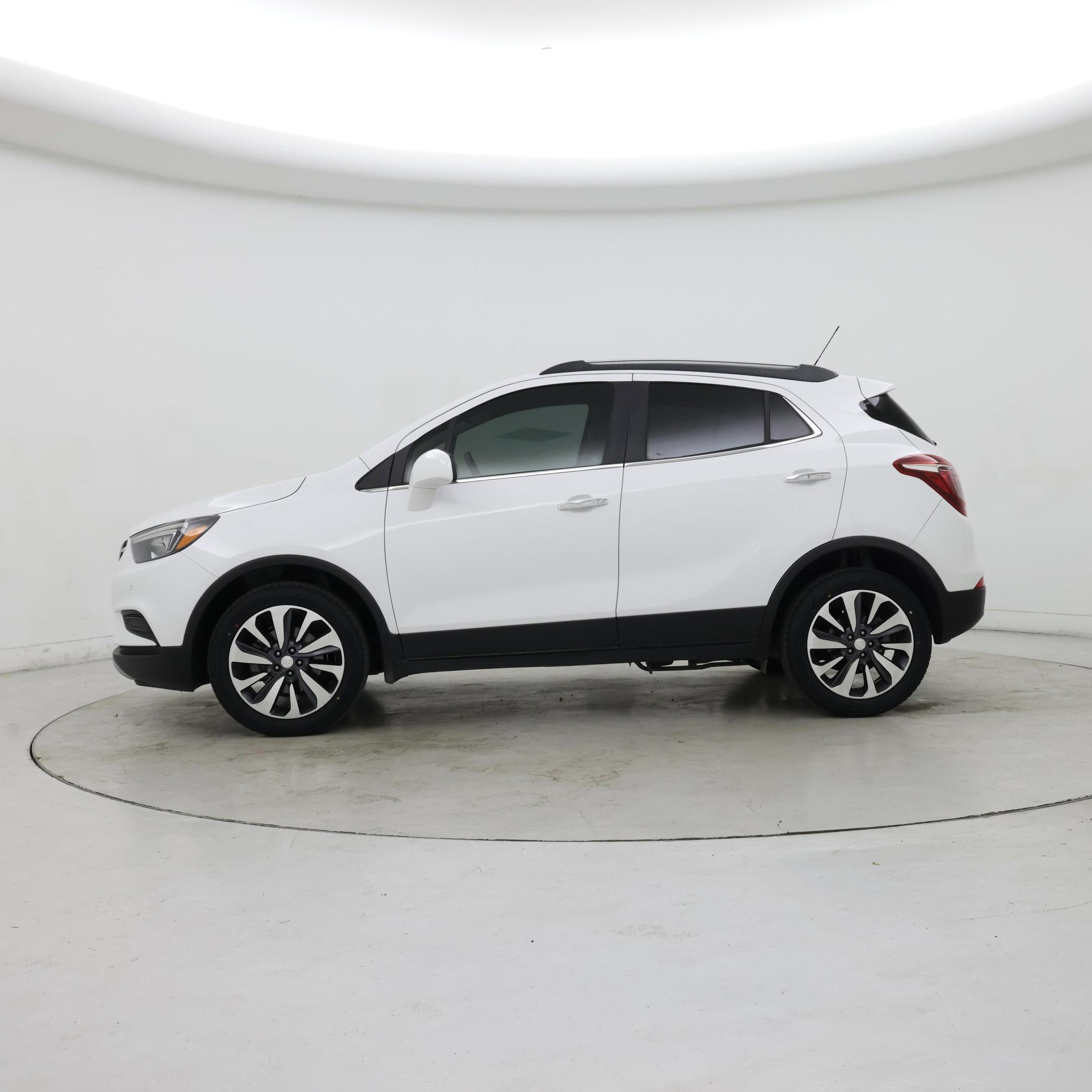 Thumbnail: 2021 Buick Encore - 3