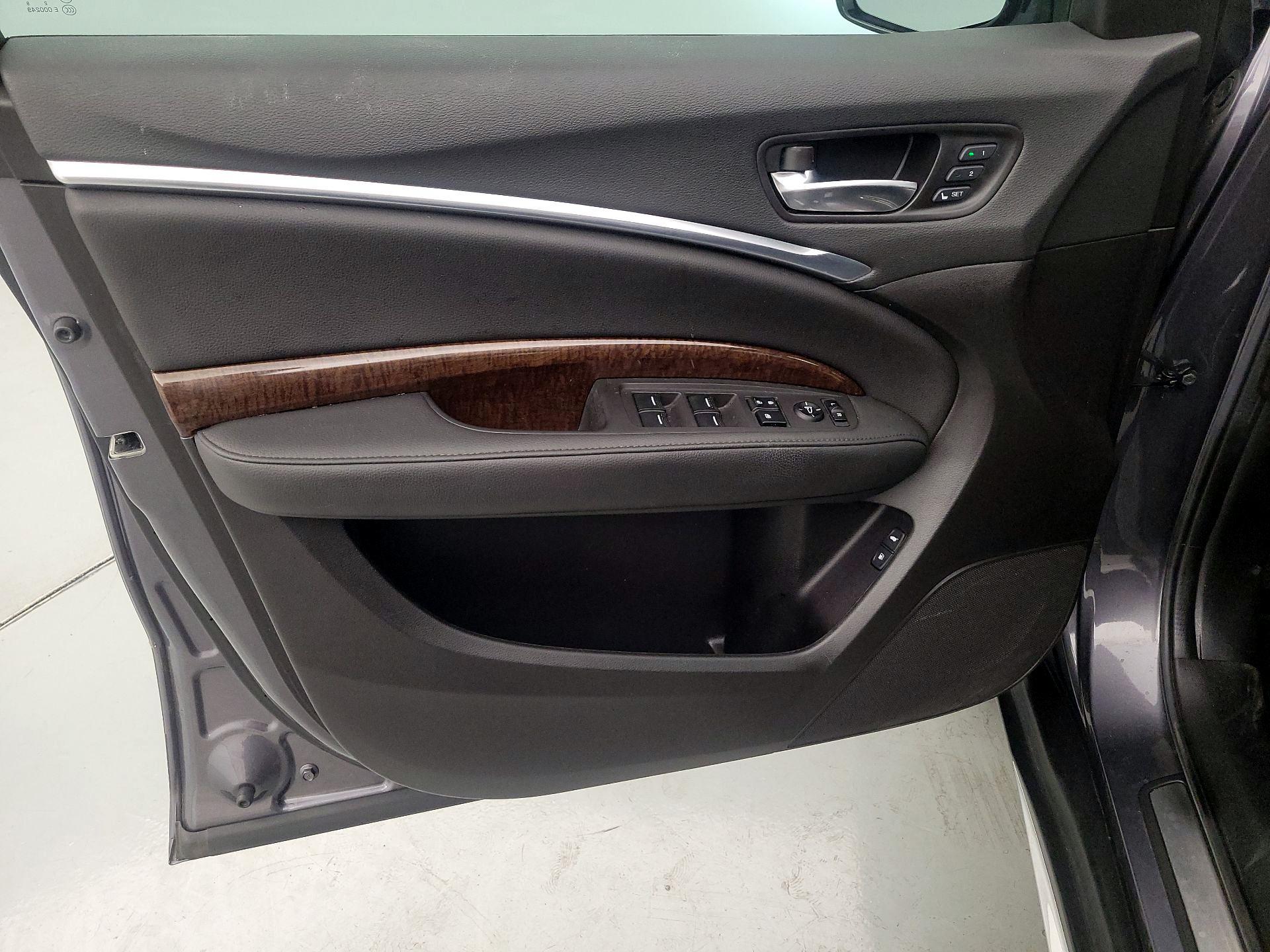 Thumbnail: 2020 Acura MDX - 12