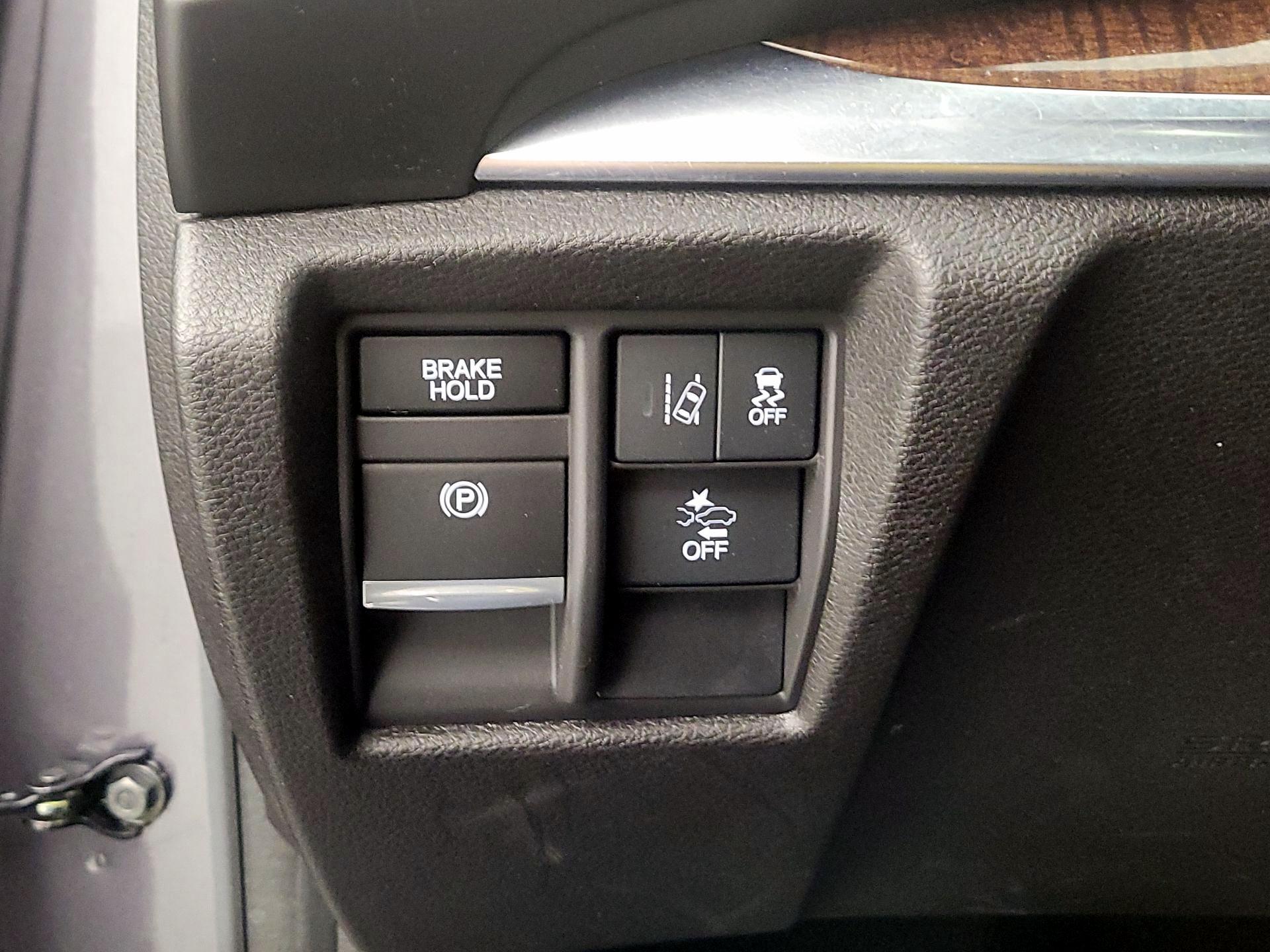 Thumbnail: 2020 Acura MDX - 13