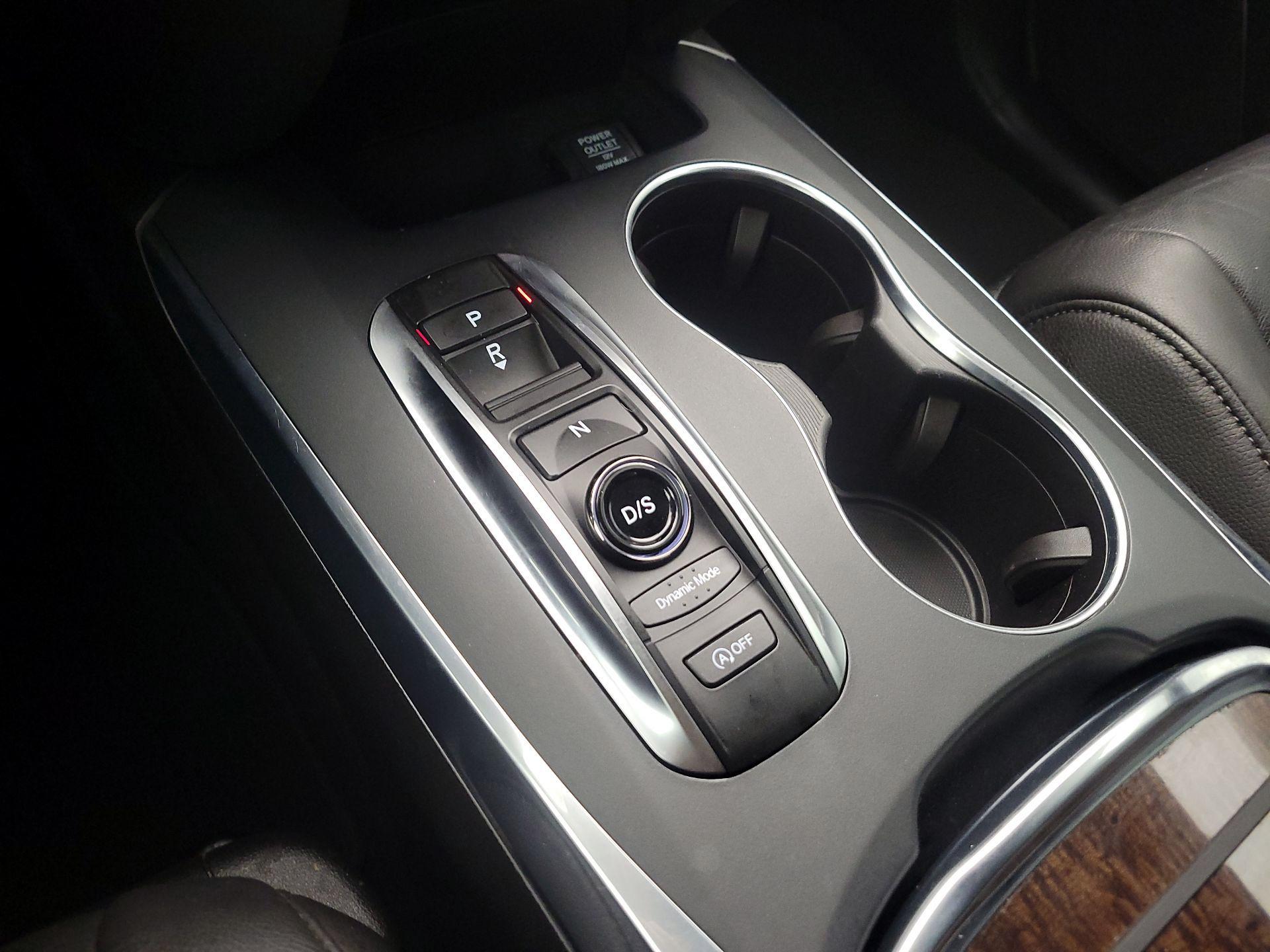 Thumbnail: 2020 Acura MDX - 17