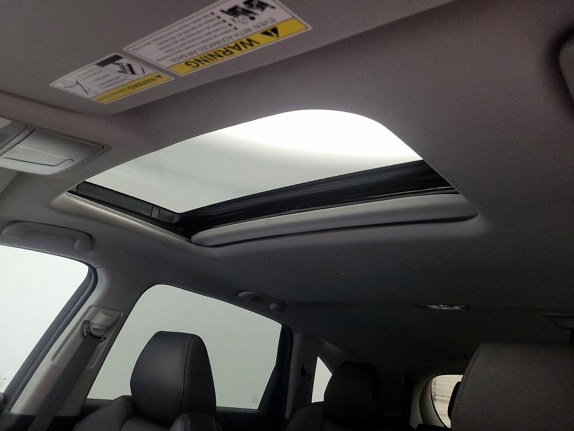 Thumbnail: 2020 Acura MDX - 19