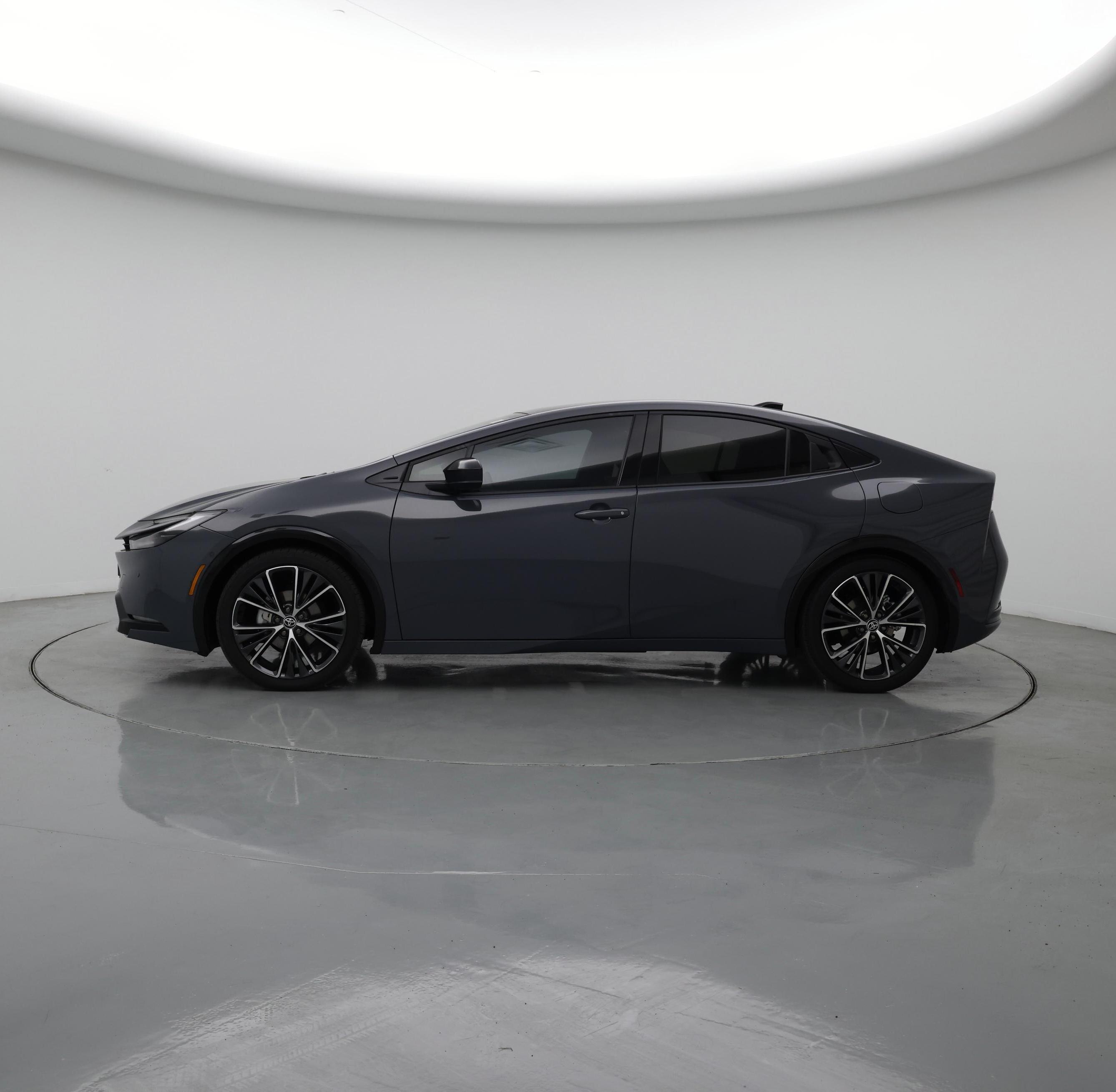 Thumbnail: 2026 Toyota Prius - 3