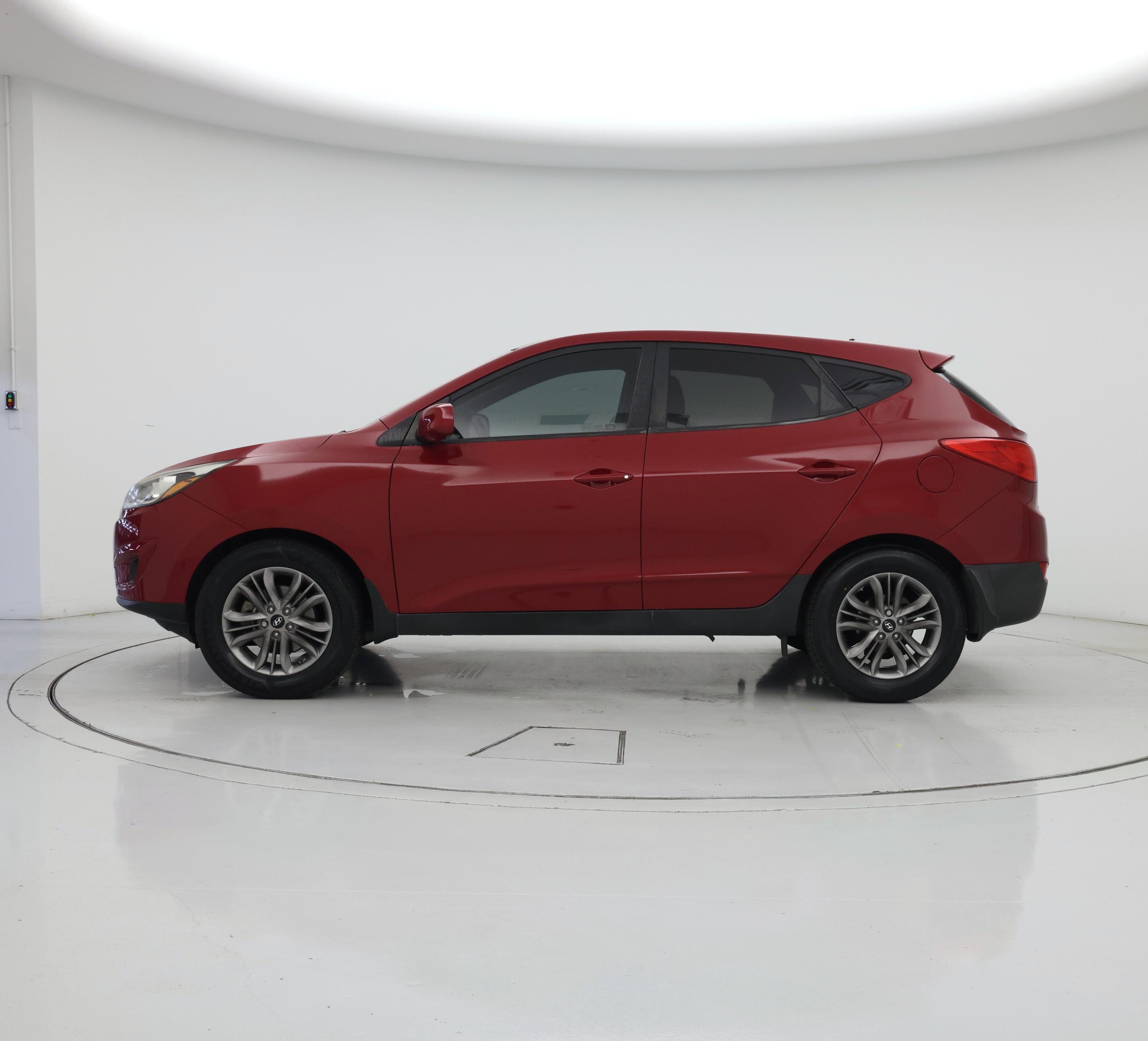Thumbnail: 2015 Hyundai Tucson - 3