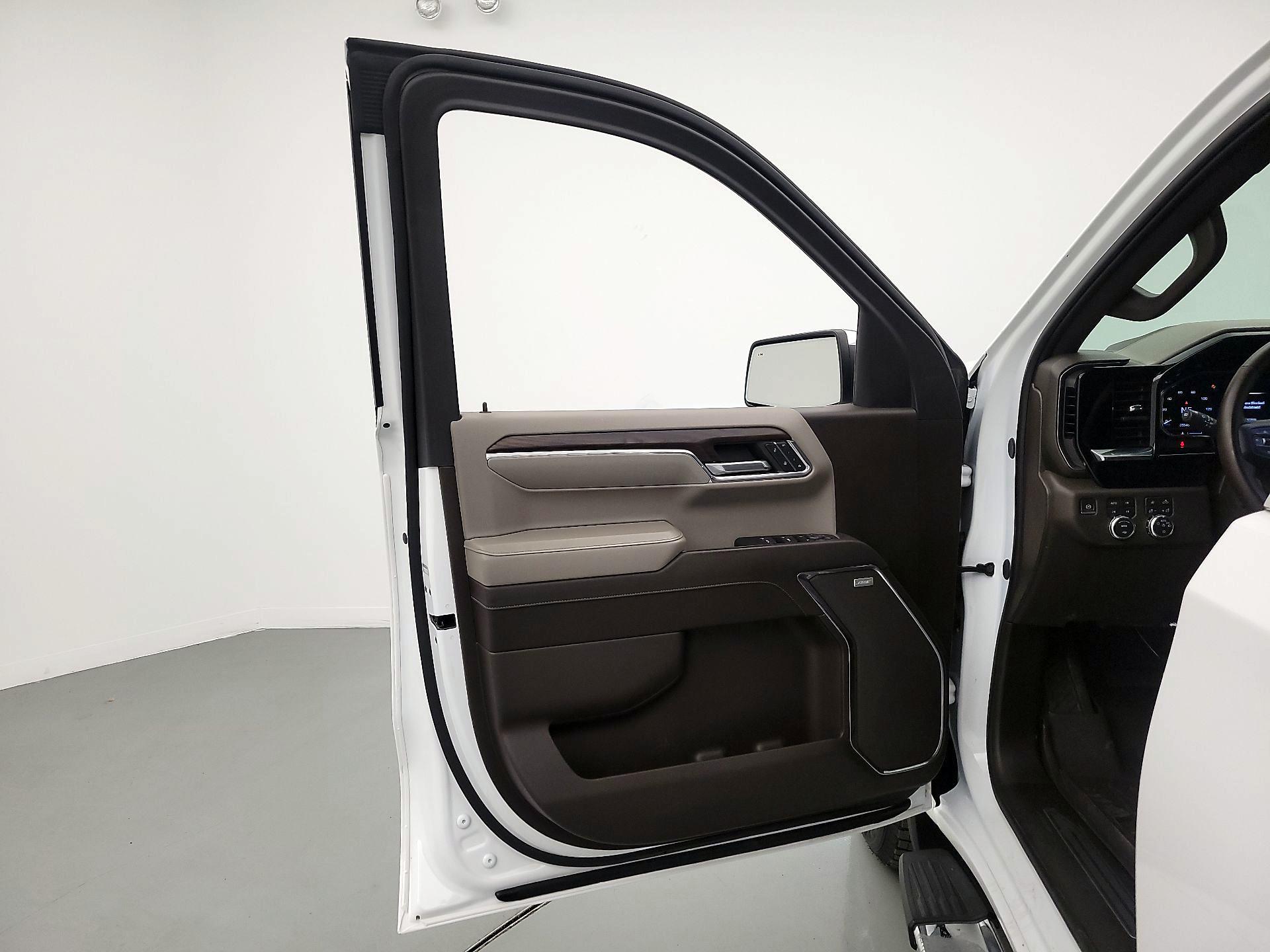 Thumbnail: 2024 GMC Sierra 1500 - 12