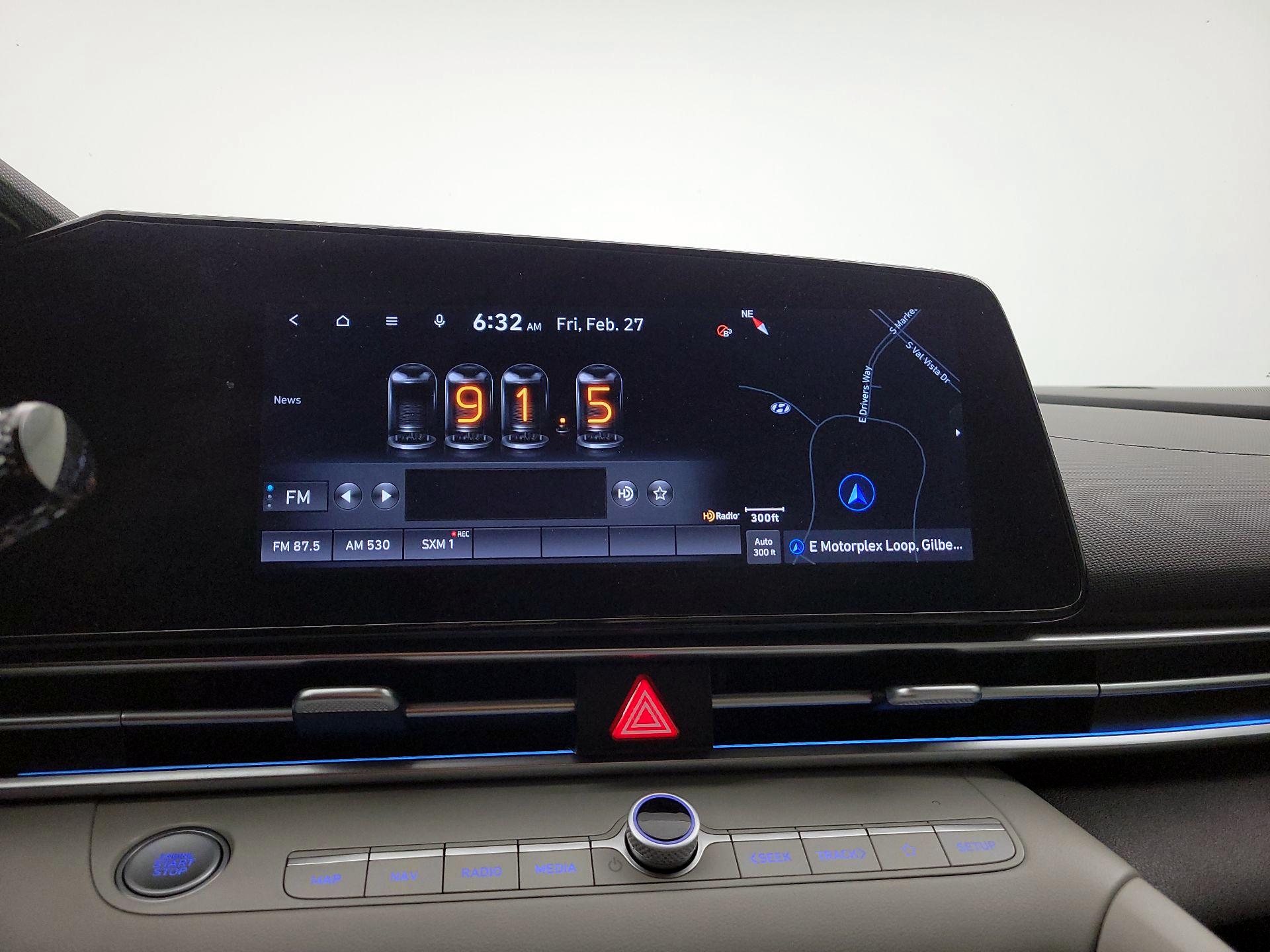 Thumbnail: 2022 Hyundai Elantra - 16