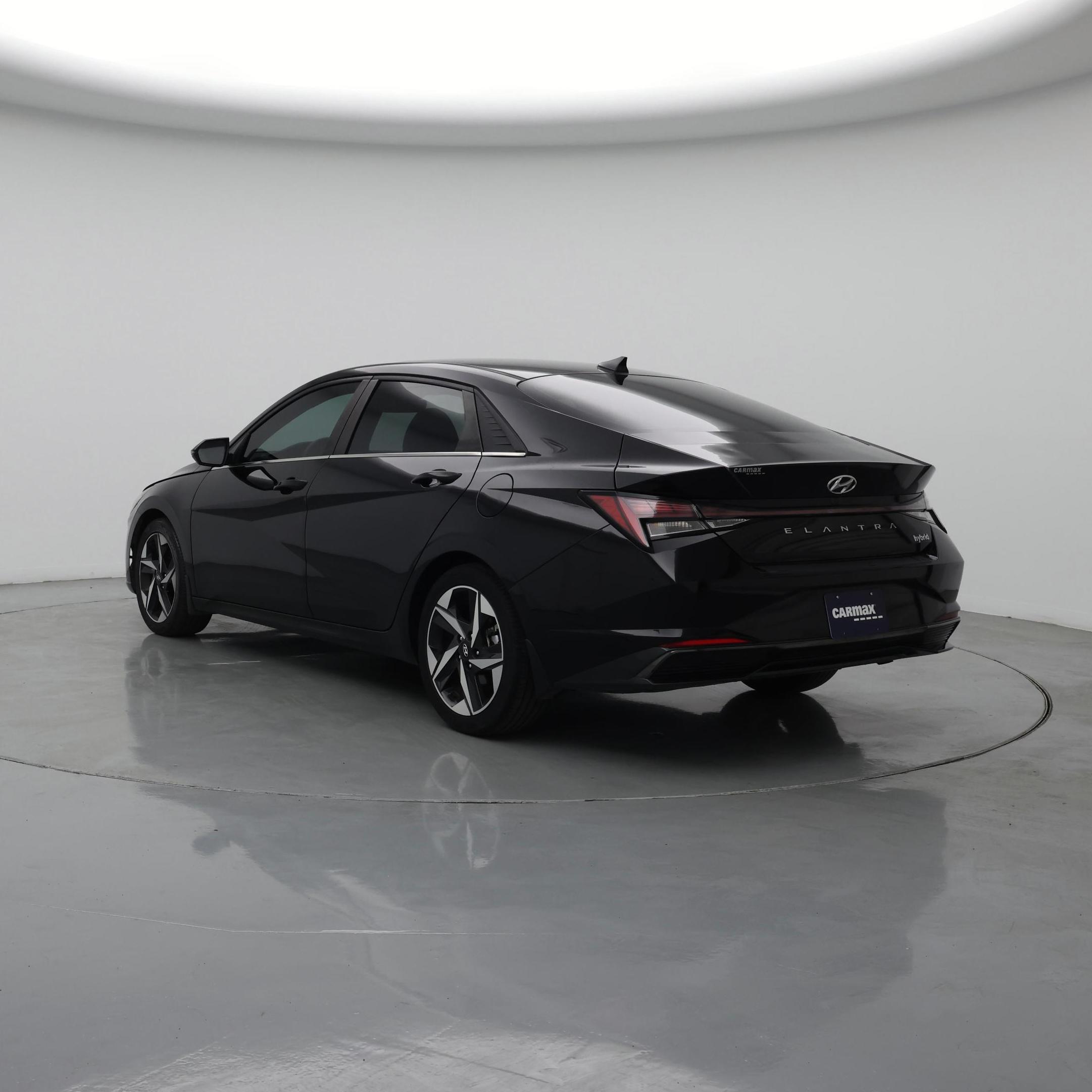 Thumbnail: 2022 Hyundai Elantra - 2